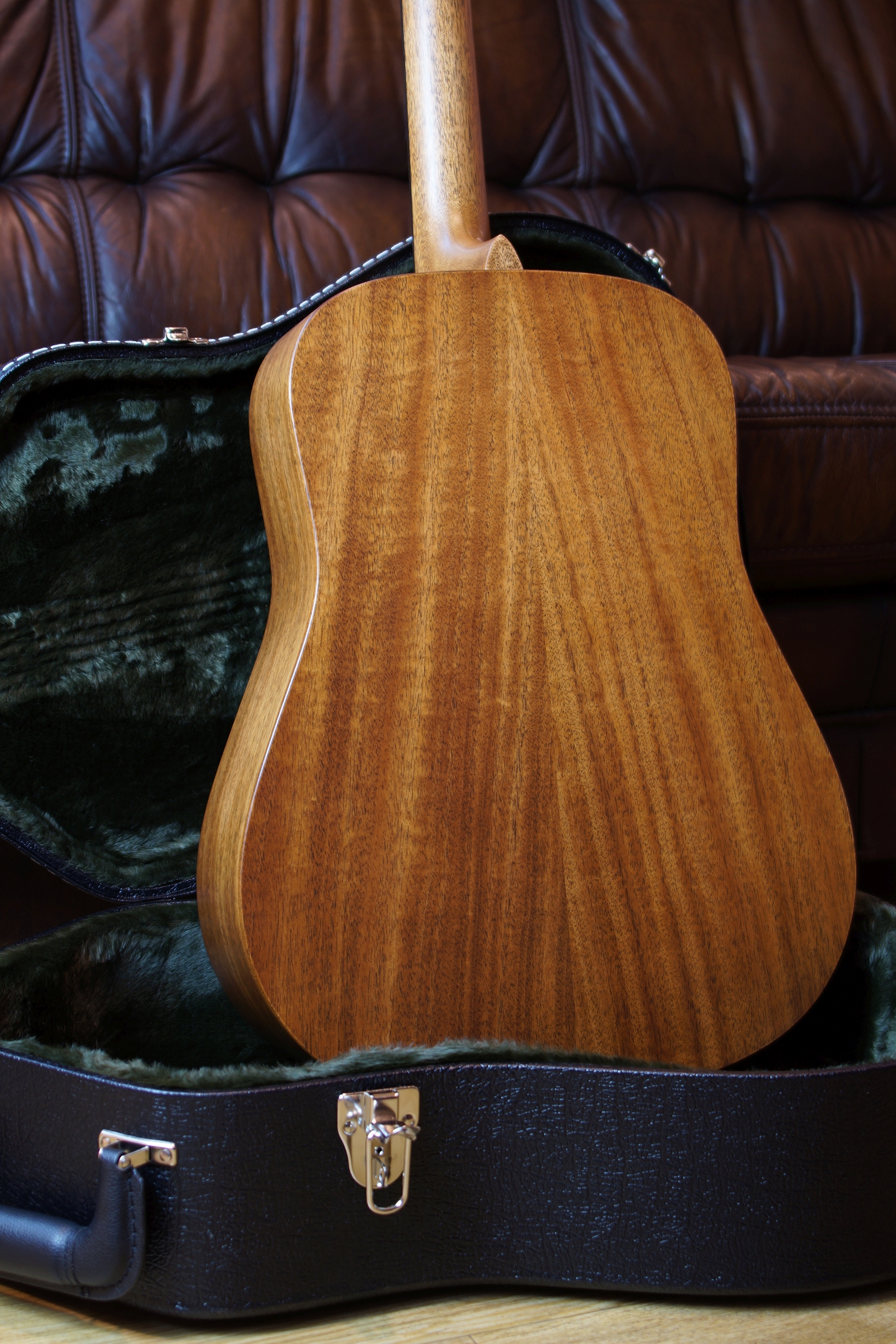 Martin D-17 inklusive Koffer