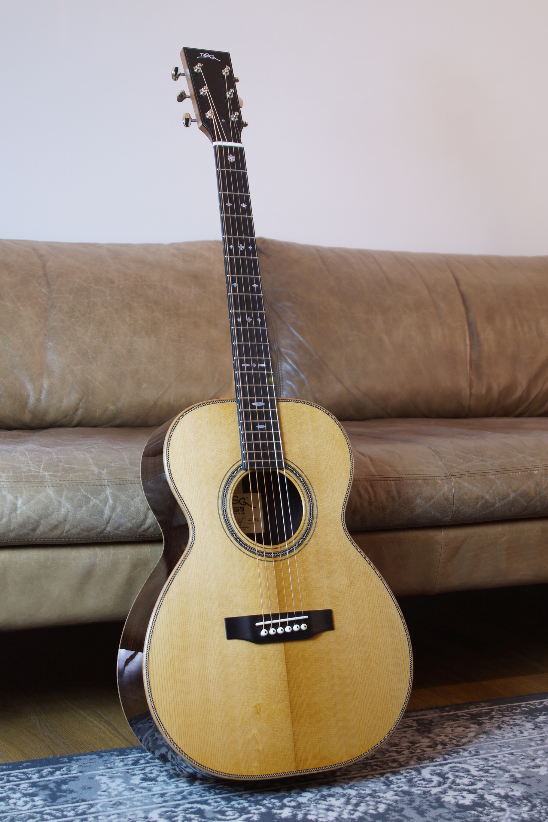 BSG OM 27 F - Rosewood / Baked Spruce