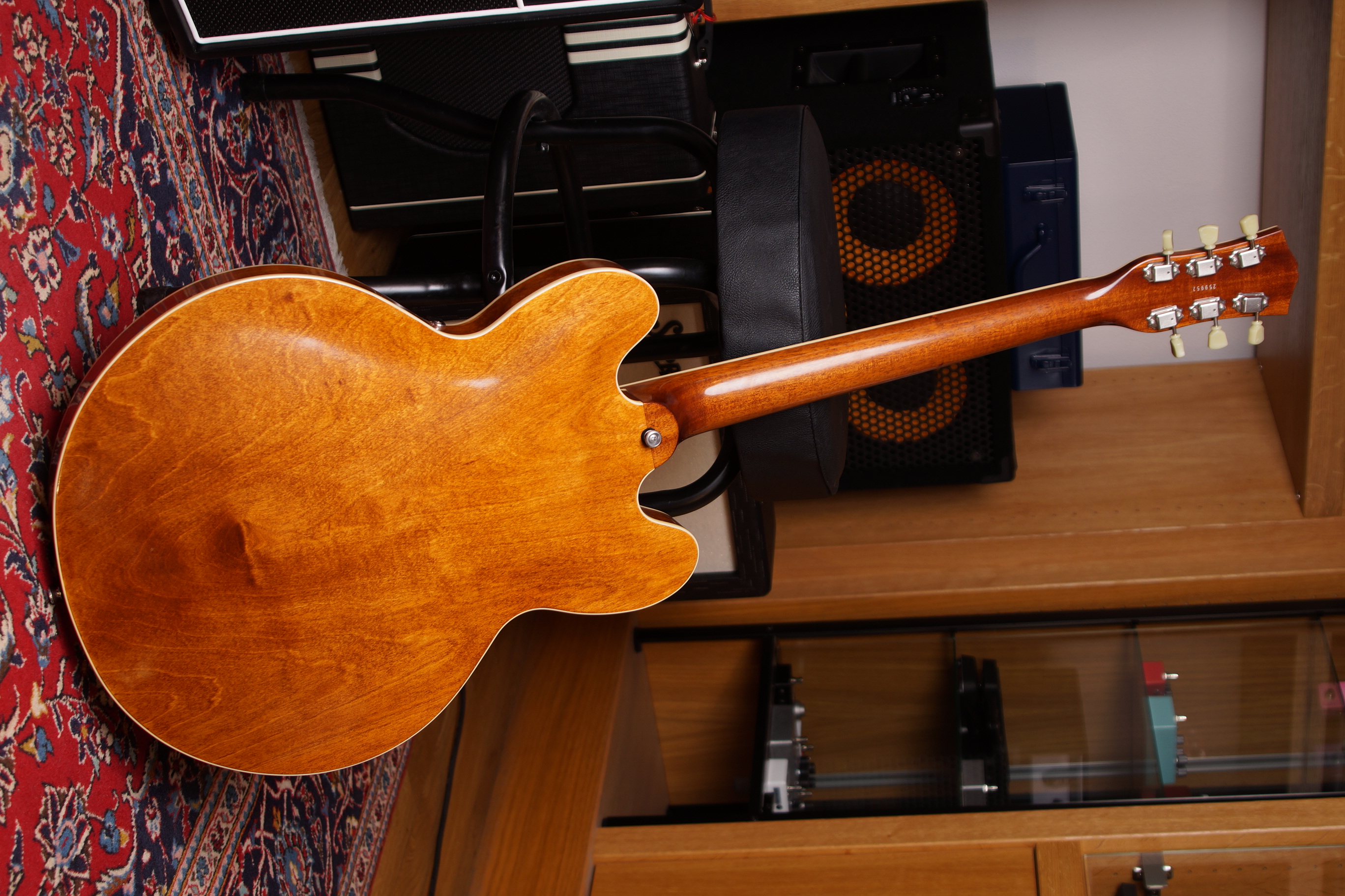 Maybach Capitol 59 Antique Walnut Aged