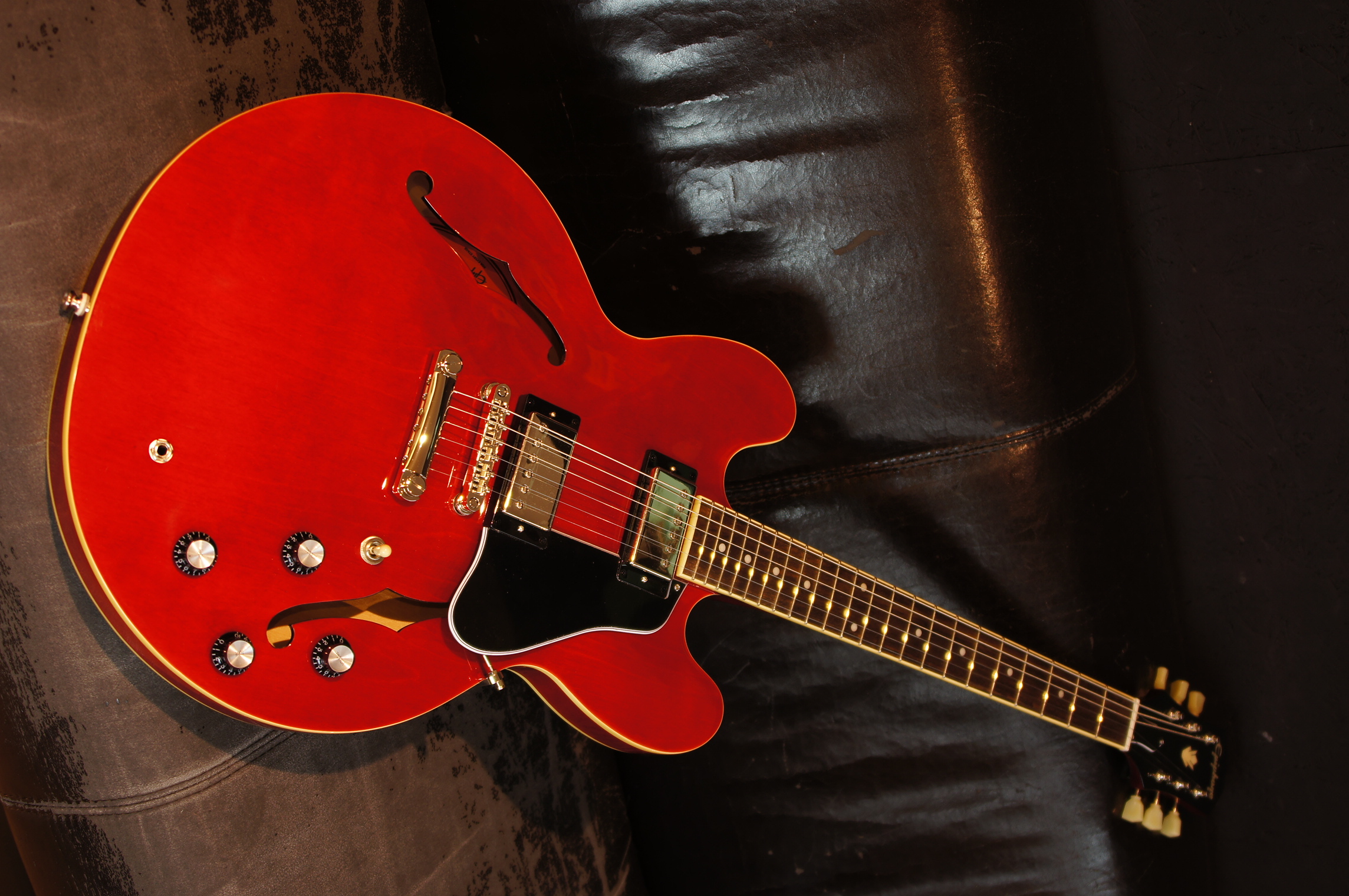 Epiphone ES-335 Cherry