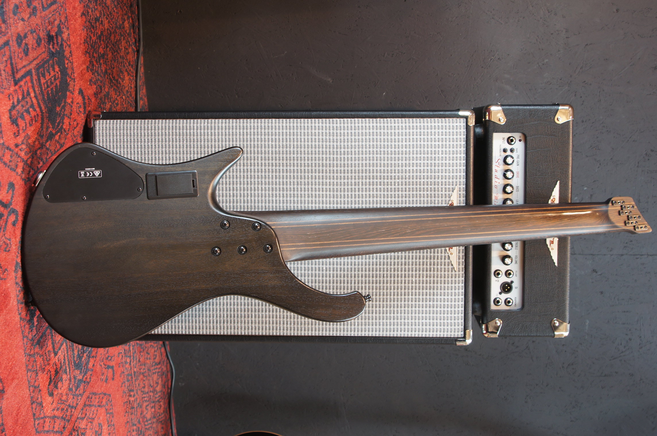 IBANEZ Bass Workshop 6-Str Black Ice Flat, incl. Gigbag - B-Stock