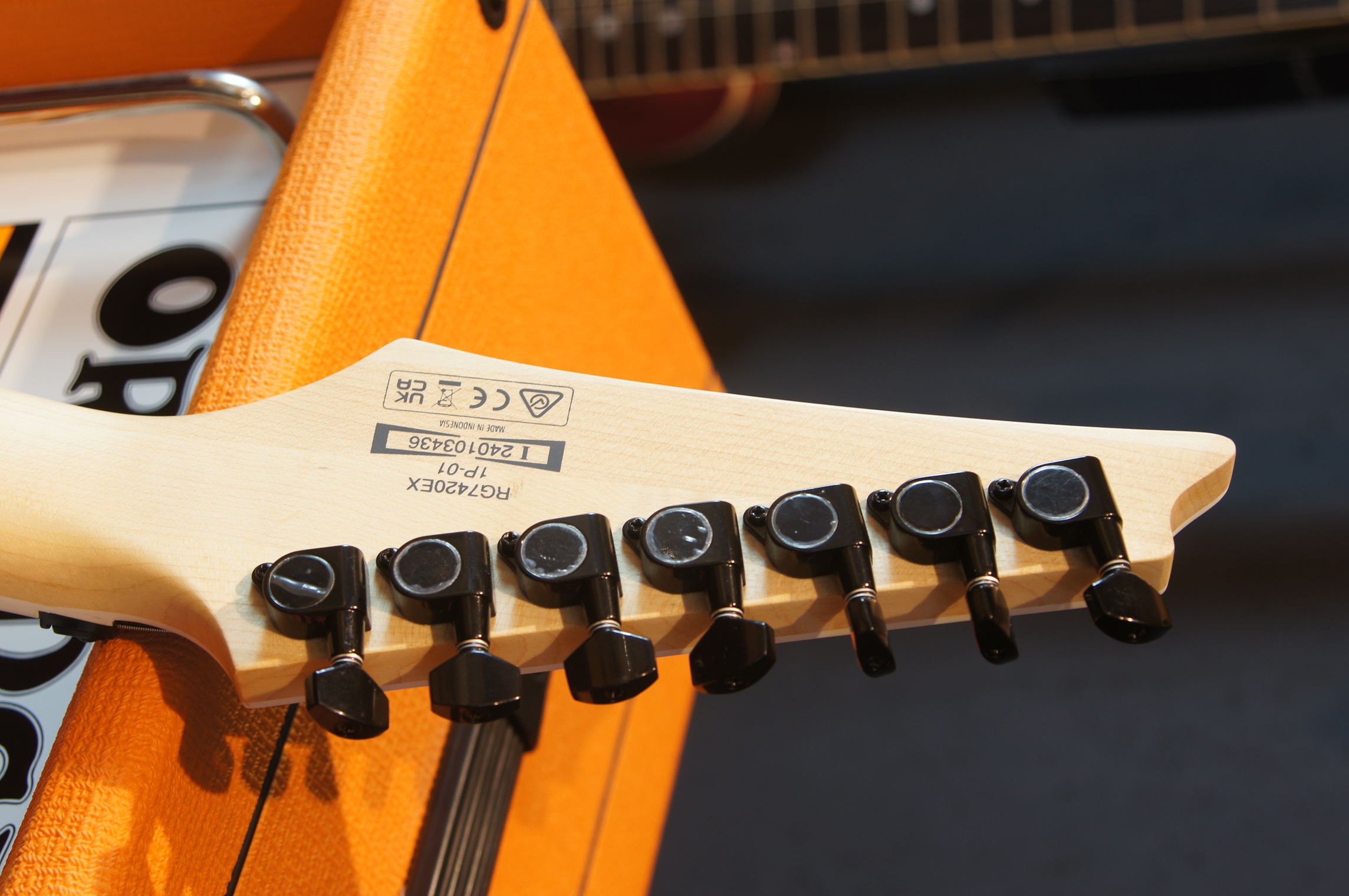 IBANEZ RG 7-Str Black Flat Flyod Rose - B-Ware