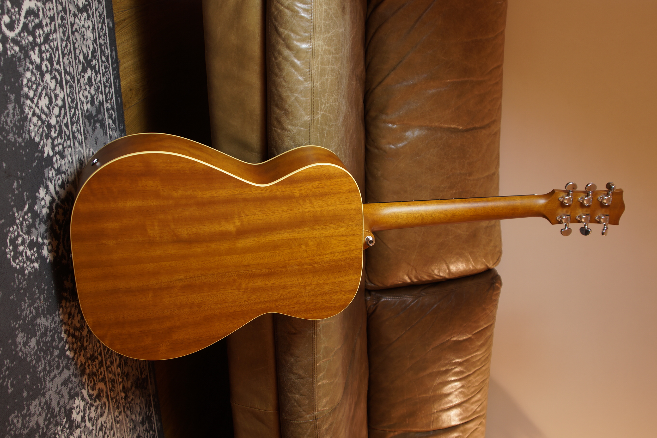 Maton EBG 808 TE - Tommy Emmanuel Signature Modell