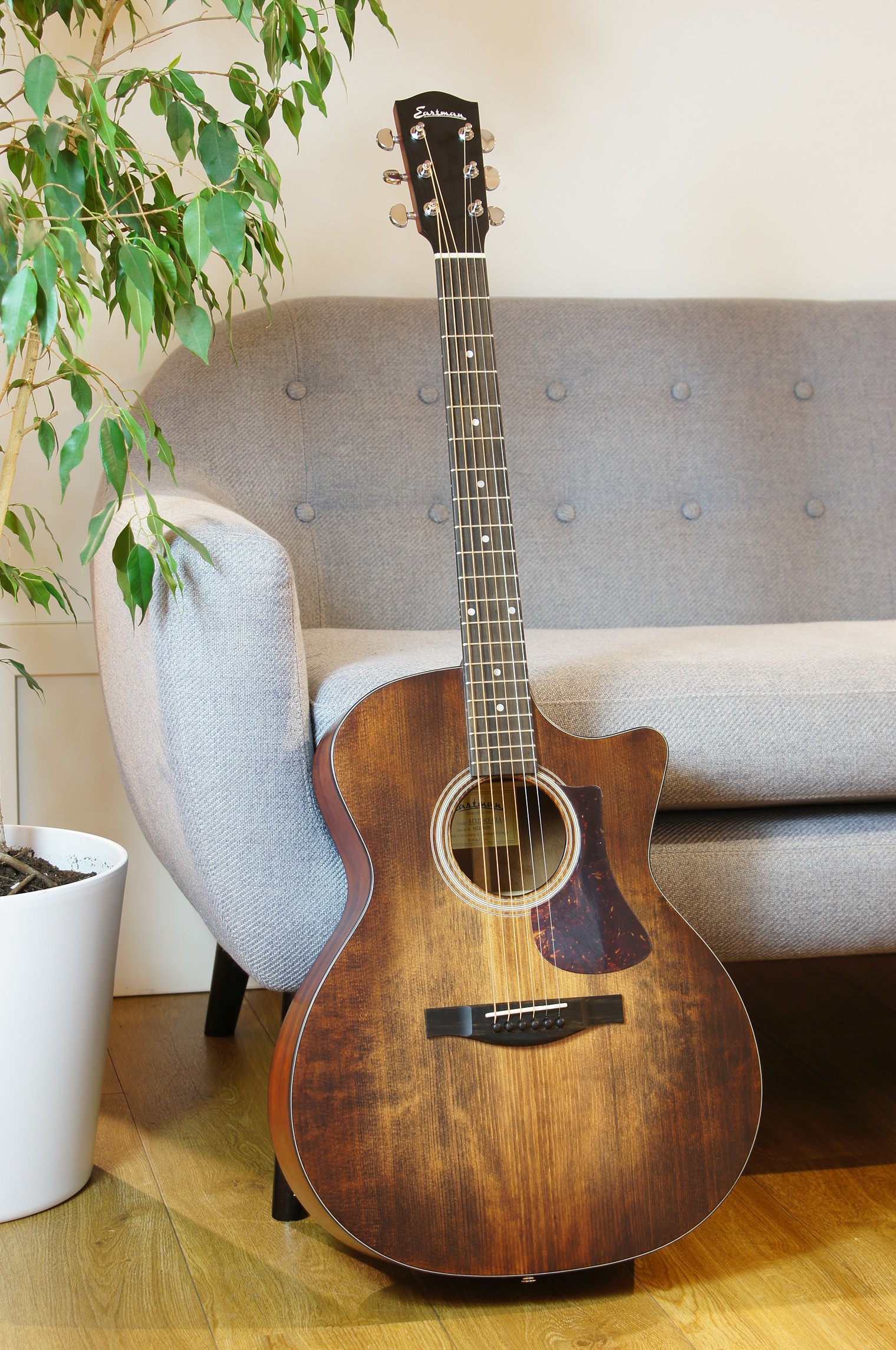 Eastman AC122-1CE classic inklusive Gigbag