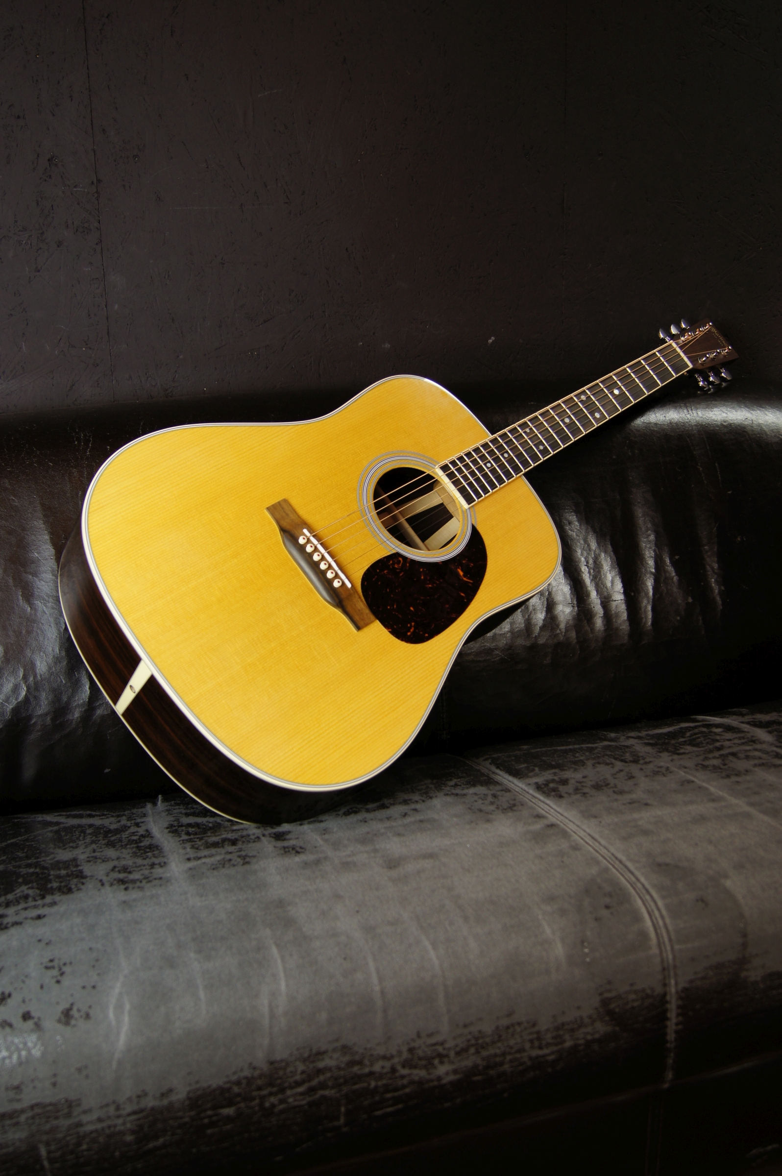 Martin D-35 inklusive Koffer