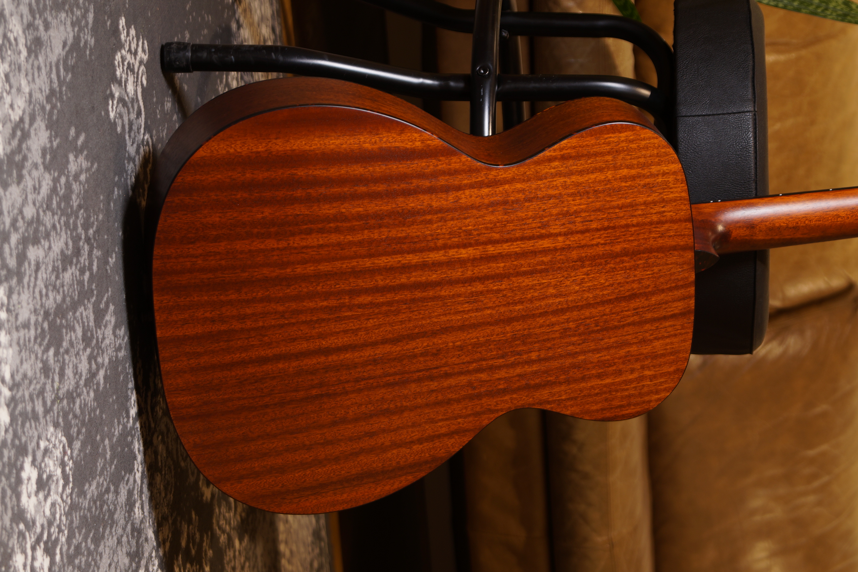 Eastman E1OML - Linkshähnder