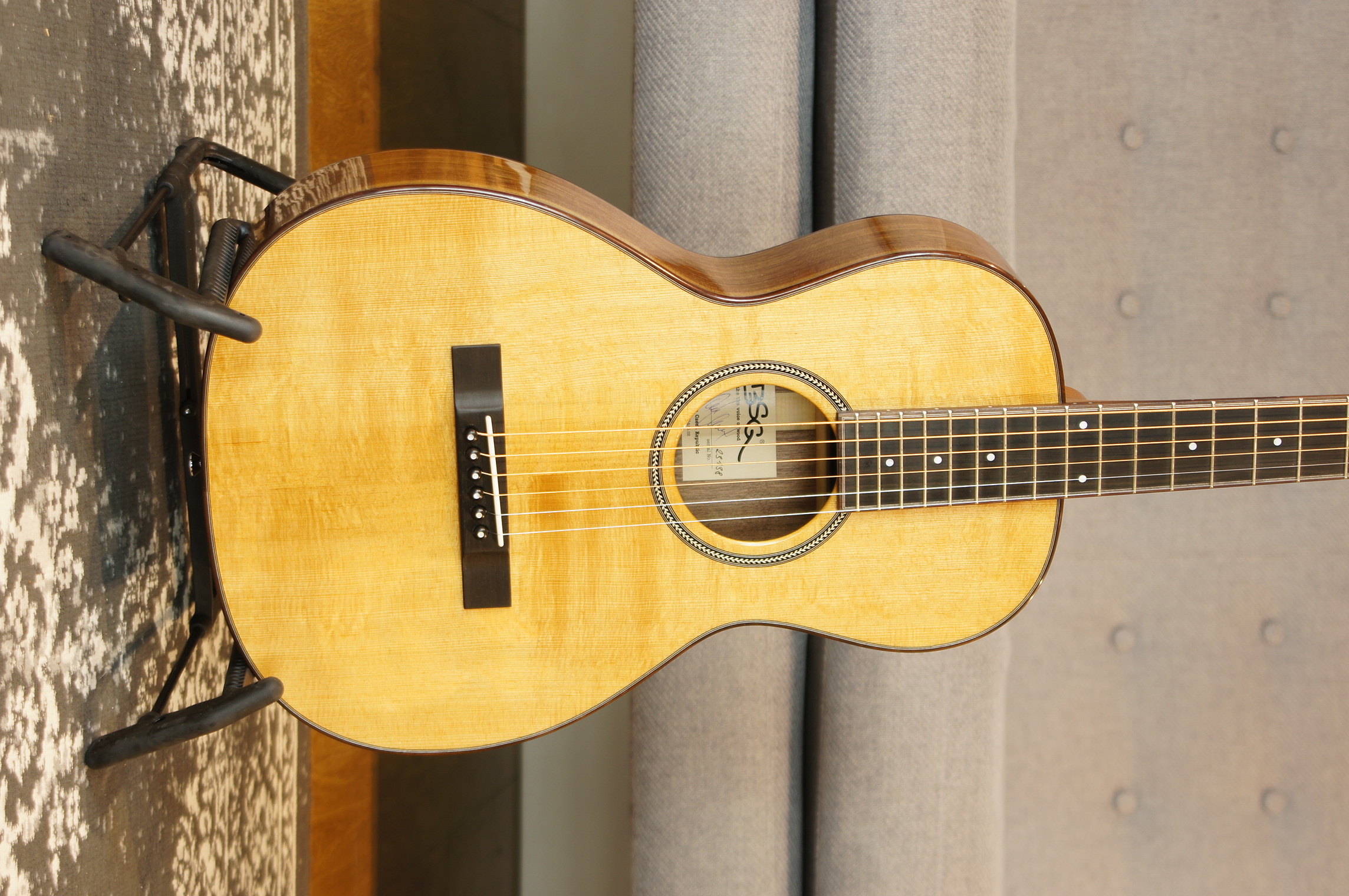 BSG P 12 Parlor Walnuss / Torrified Fichte