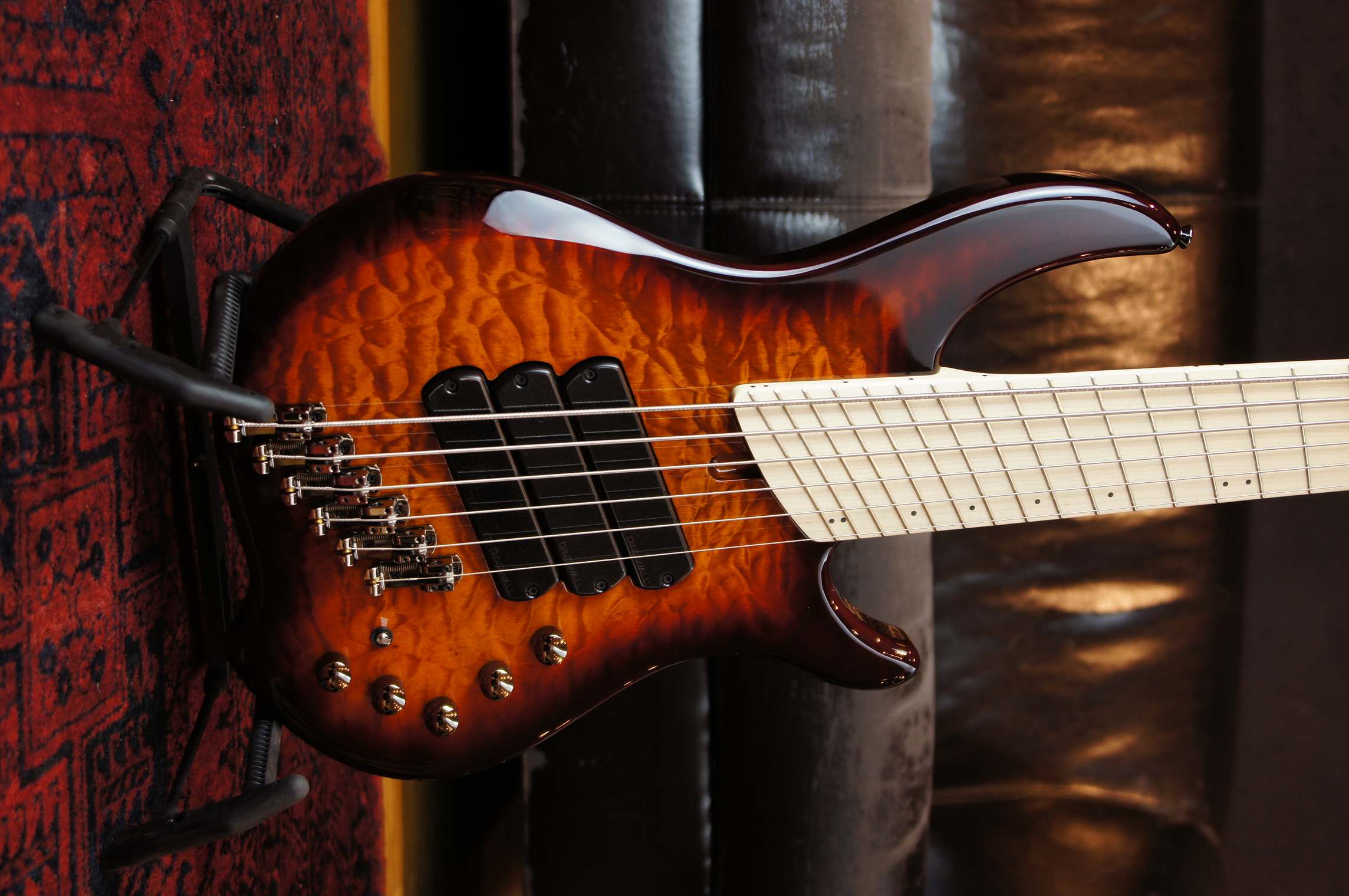 Dingwall CB3 Combustion 6-String 3 Pickups Mapleneck Vintage Burst