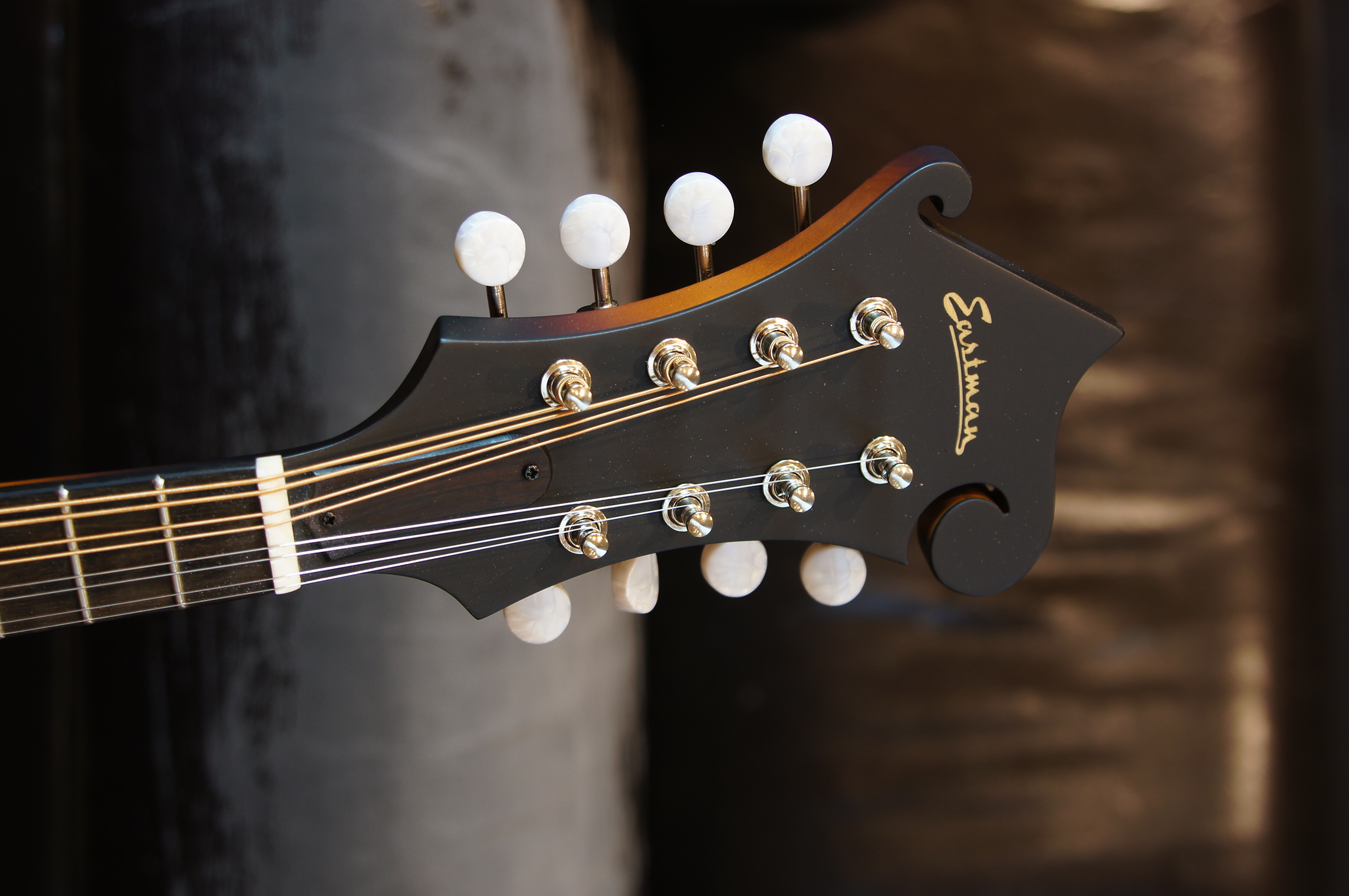 Eastman MD315E-SB F-Style Mandoline mit Tonabnehmer