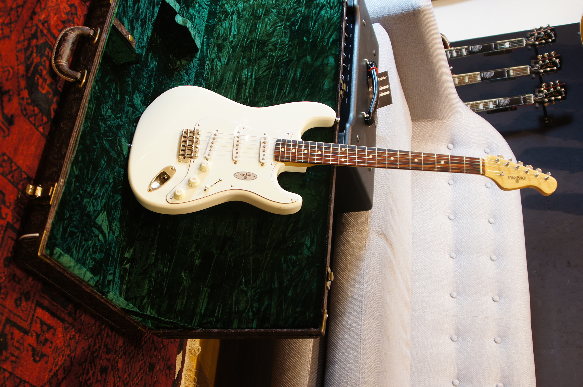 Maybach Stradovari S61 Rosewood Olympic White aged