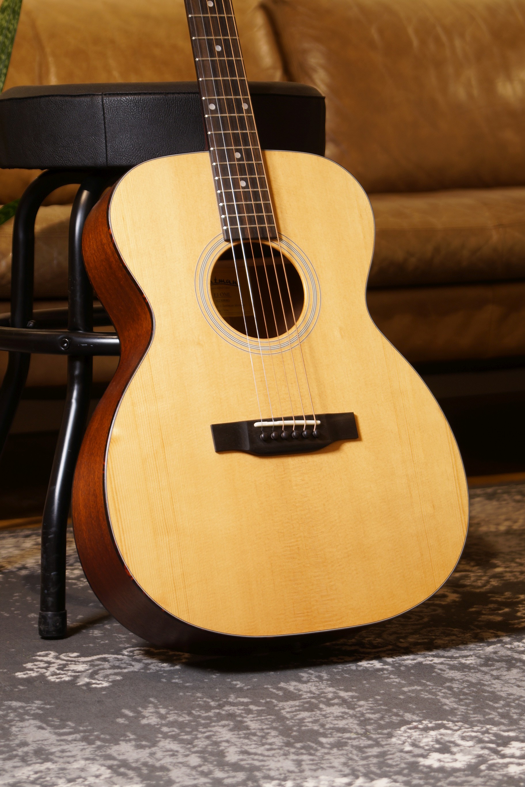 Eastman E1OML - Linkshähnder