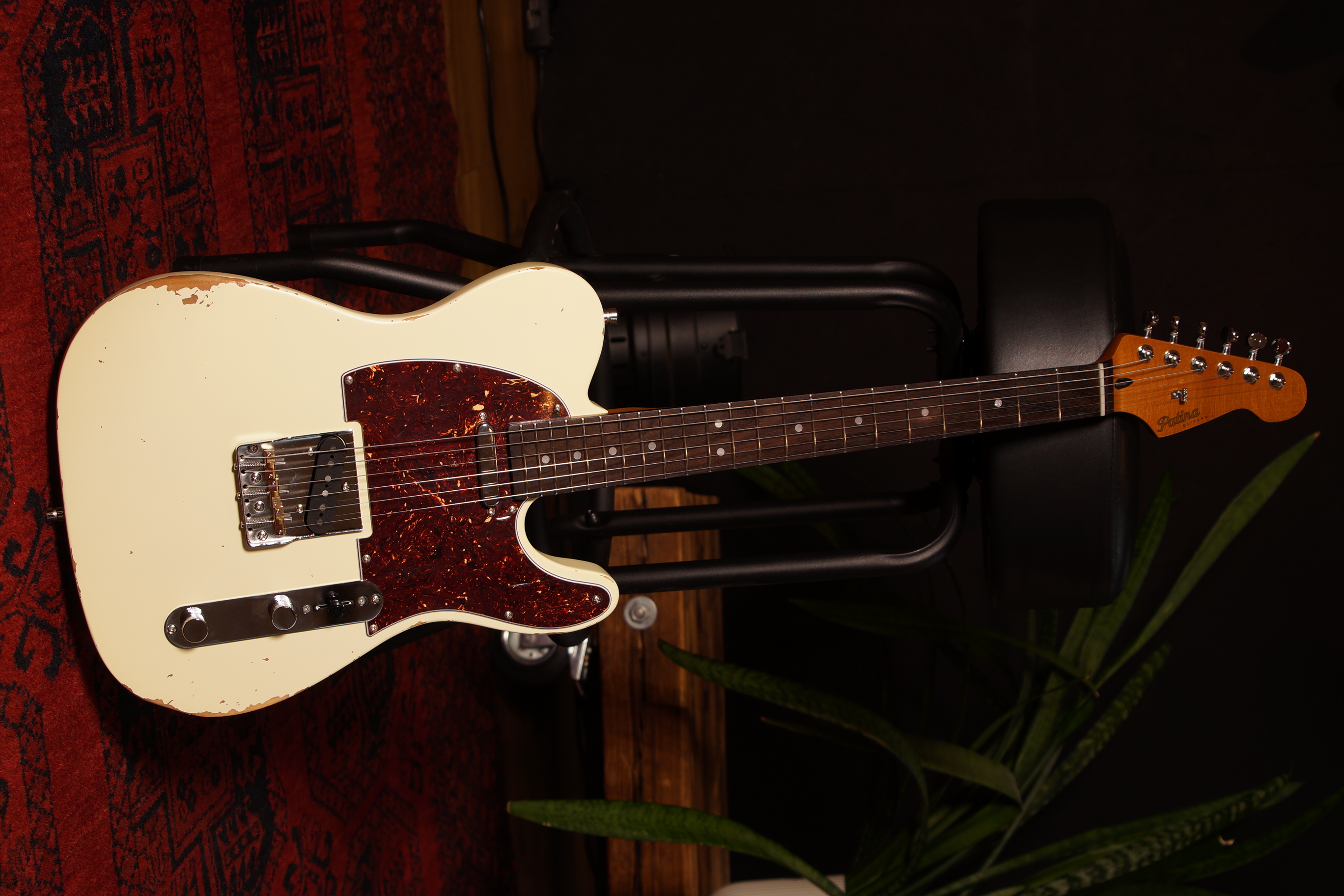 Patina Guitars PT-6 OW R Olympic White Relic
