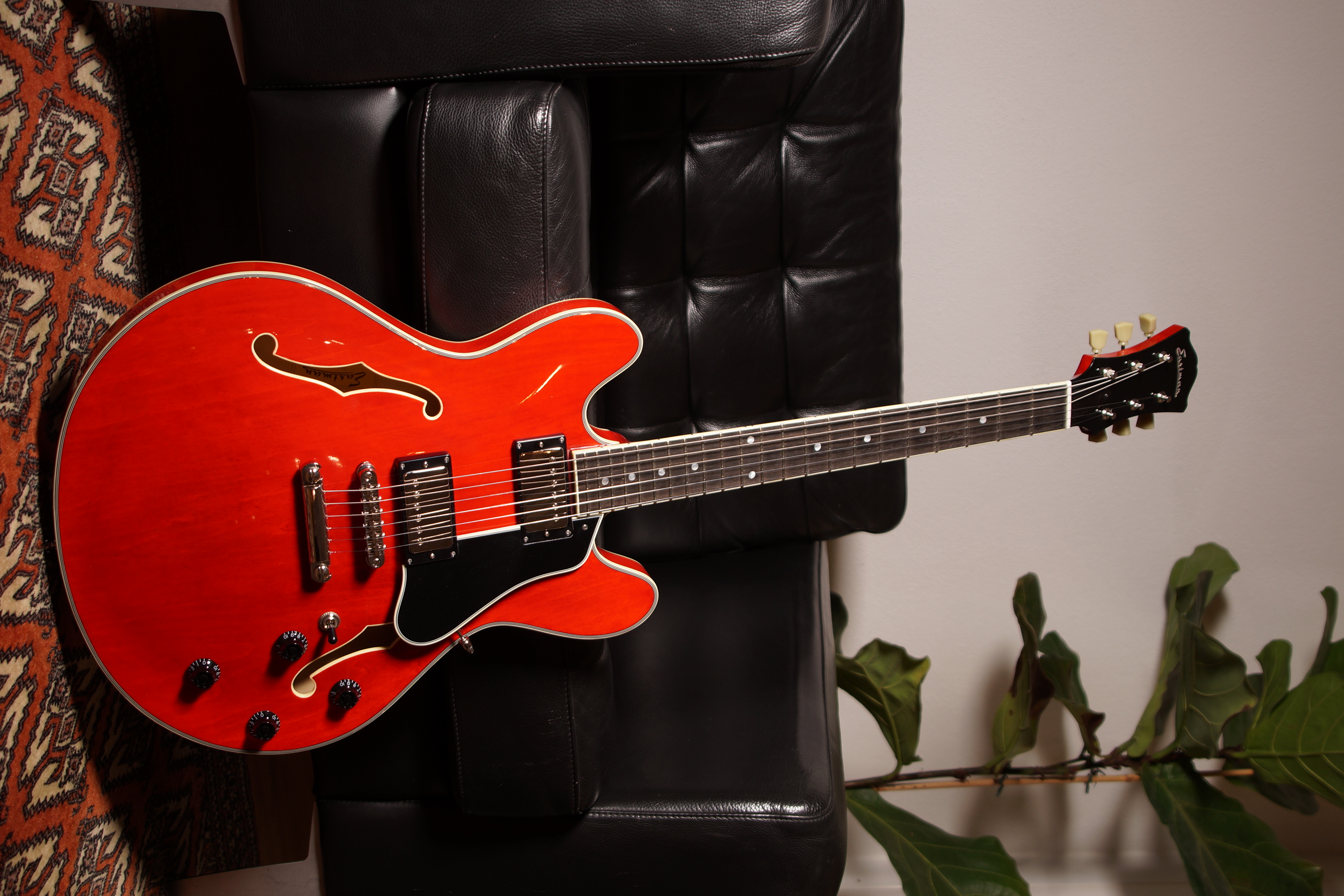 Eastman T386-RD Red