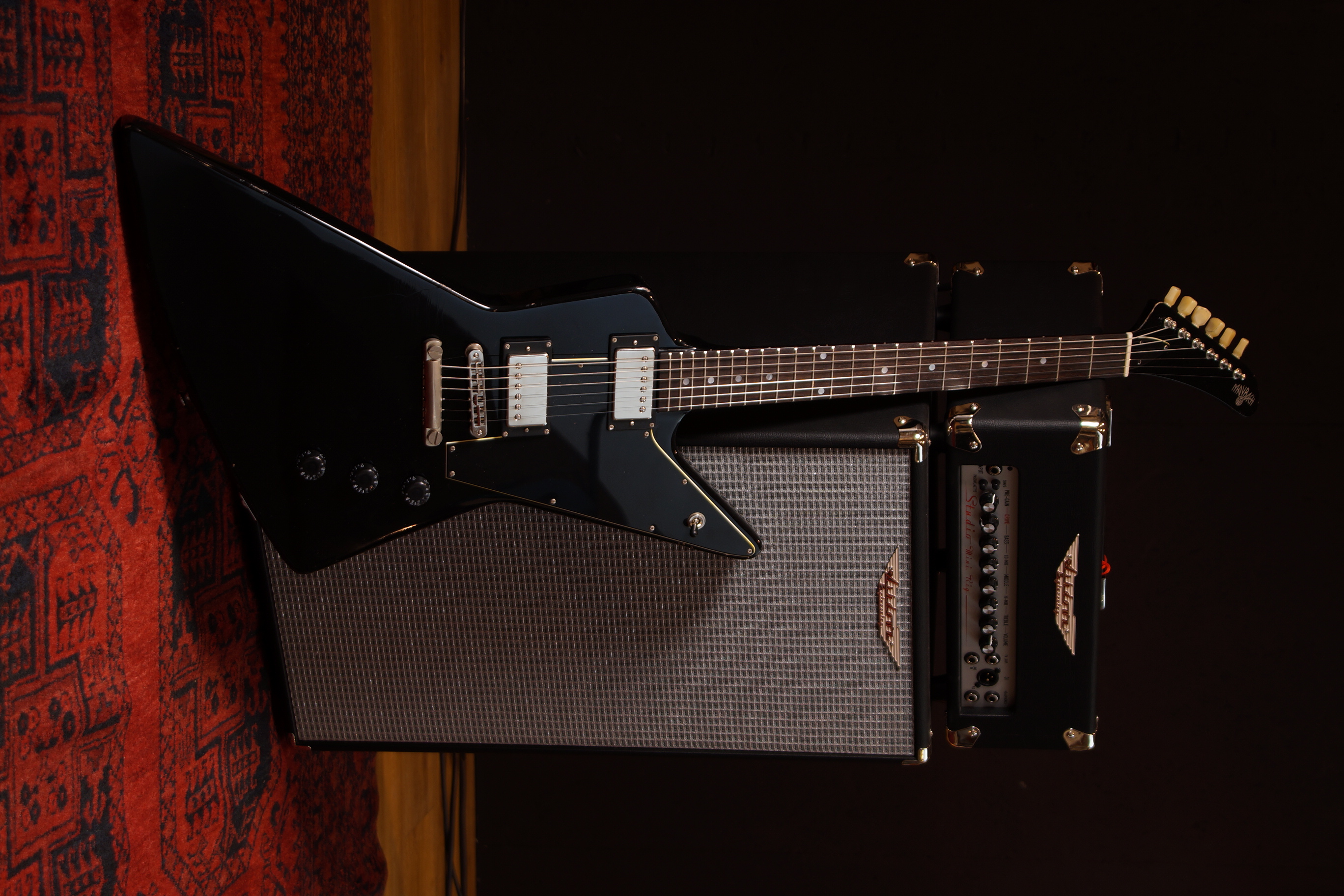 Maybach X-Wing '76 M Black Velvet