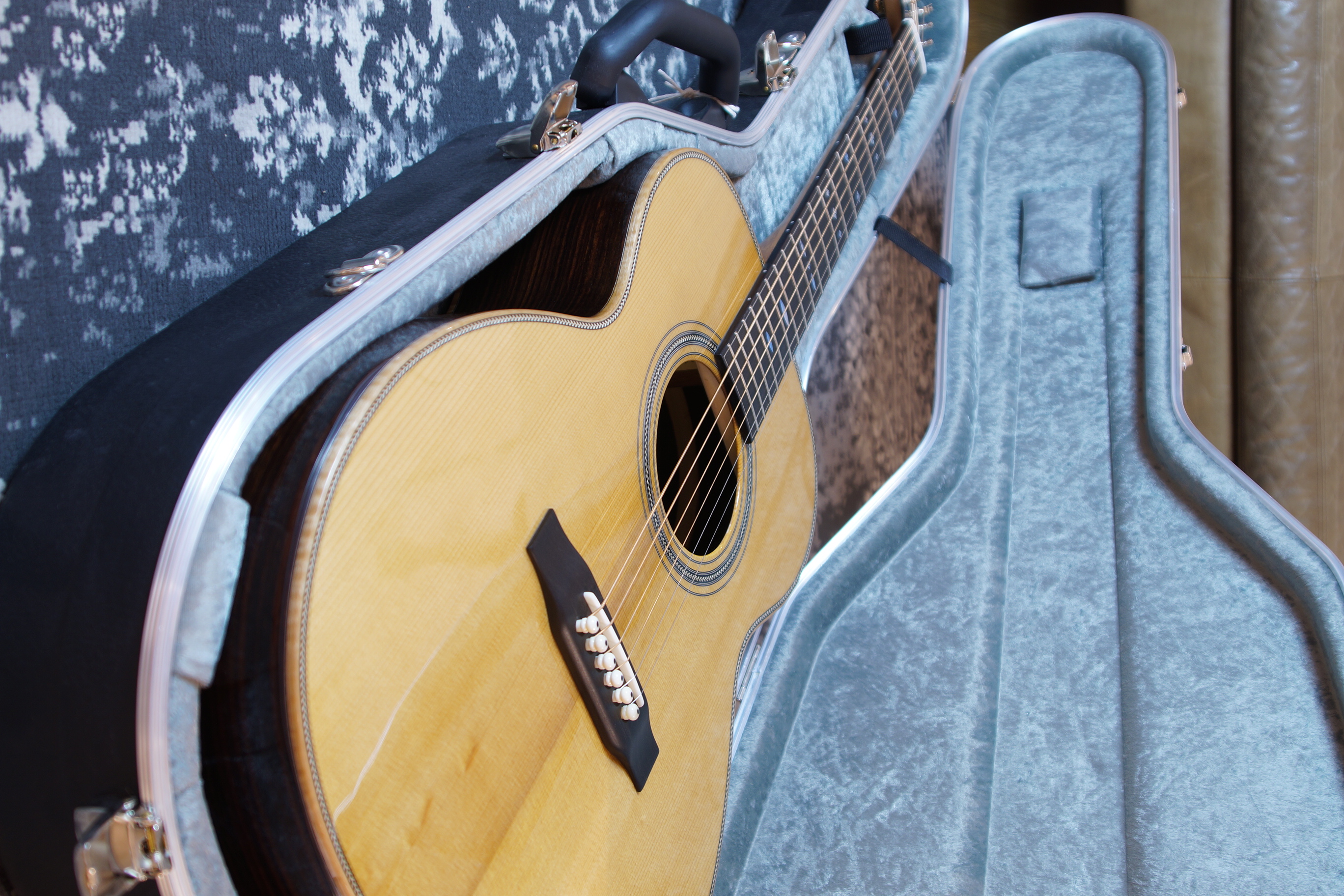 BSG OM 27 F - Rosewood / Baked Spruce