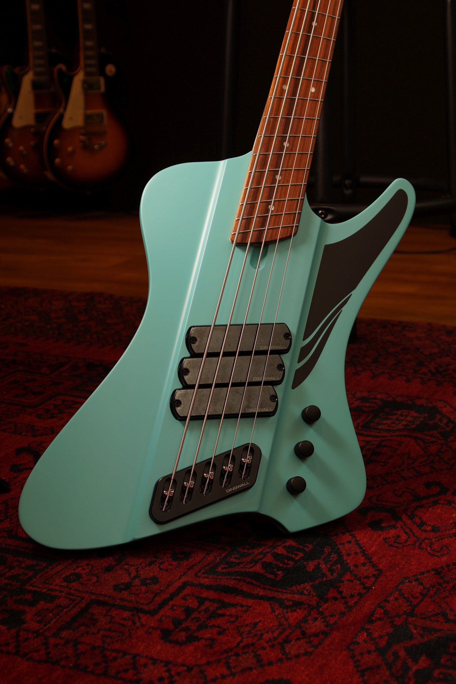 Dingwall D-Roc Standard 5-String Matte Celestial Blue