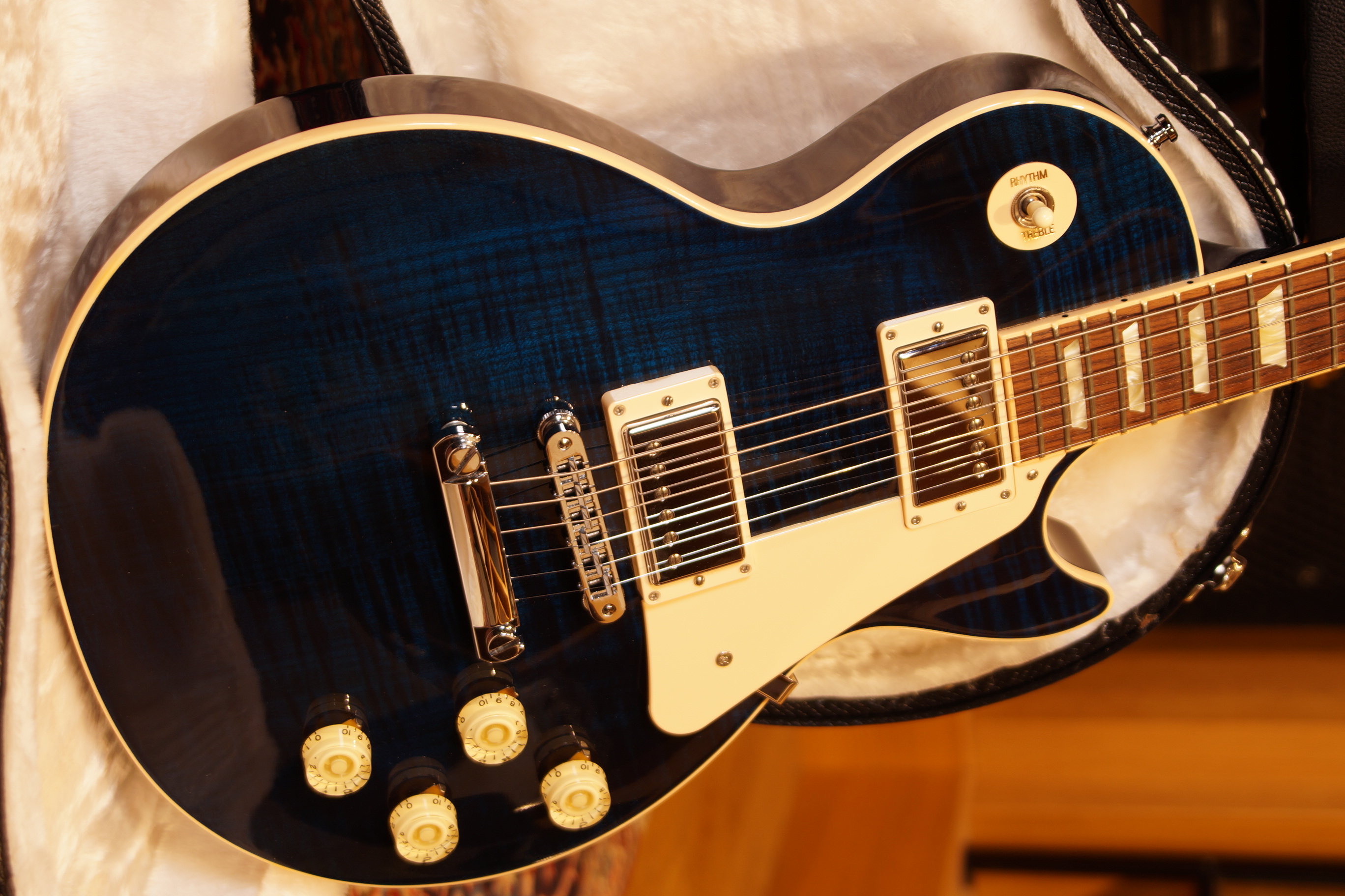 Gibson Les Paul New Traditional Chicago Blue - gebraucht mit Koffer