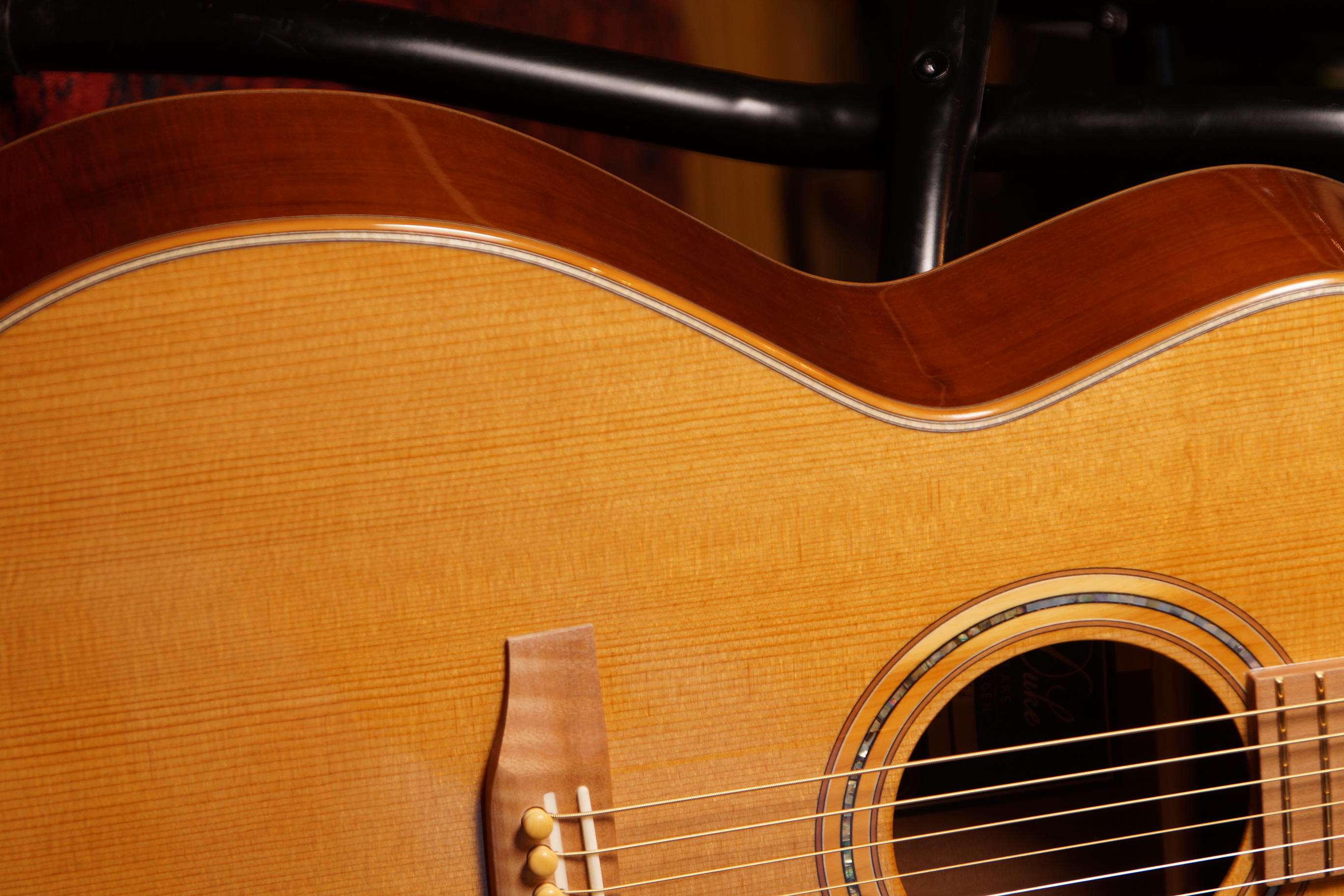 Duke GCr-ELT-Solid incl. Case
