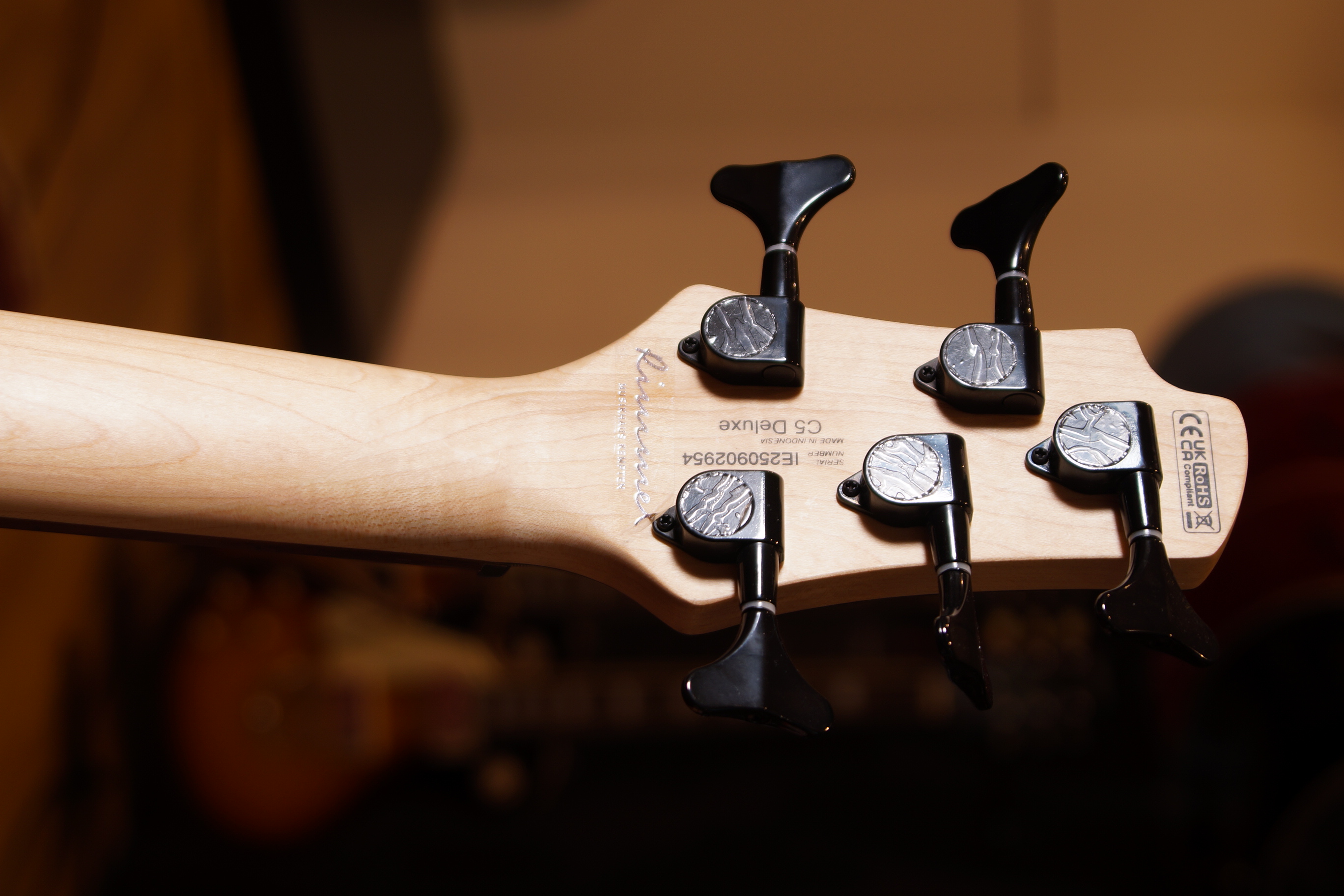 CORT E-Bass C5 Deluxe Candy Red