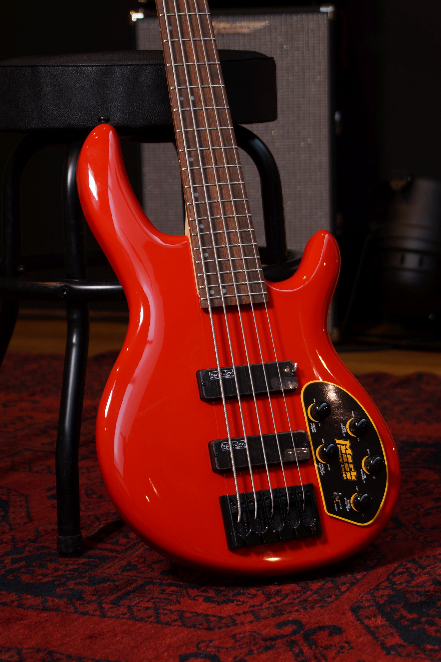 CORT E-Bass C5 Deluxe Candy Red
