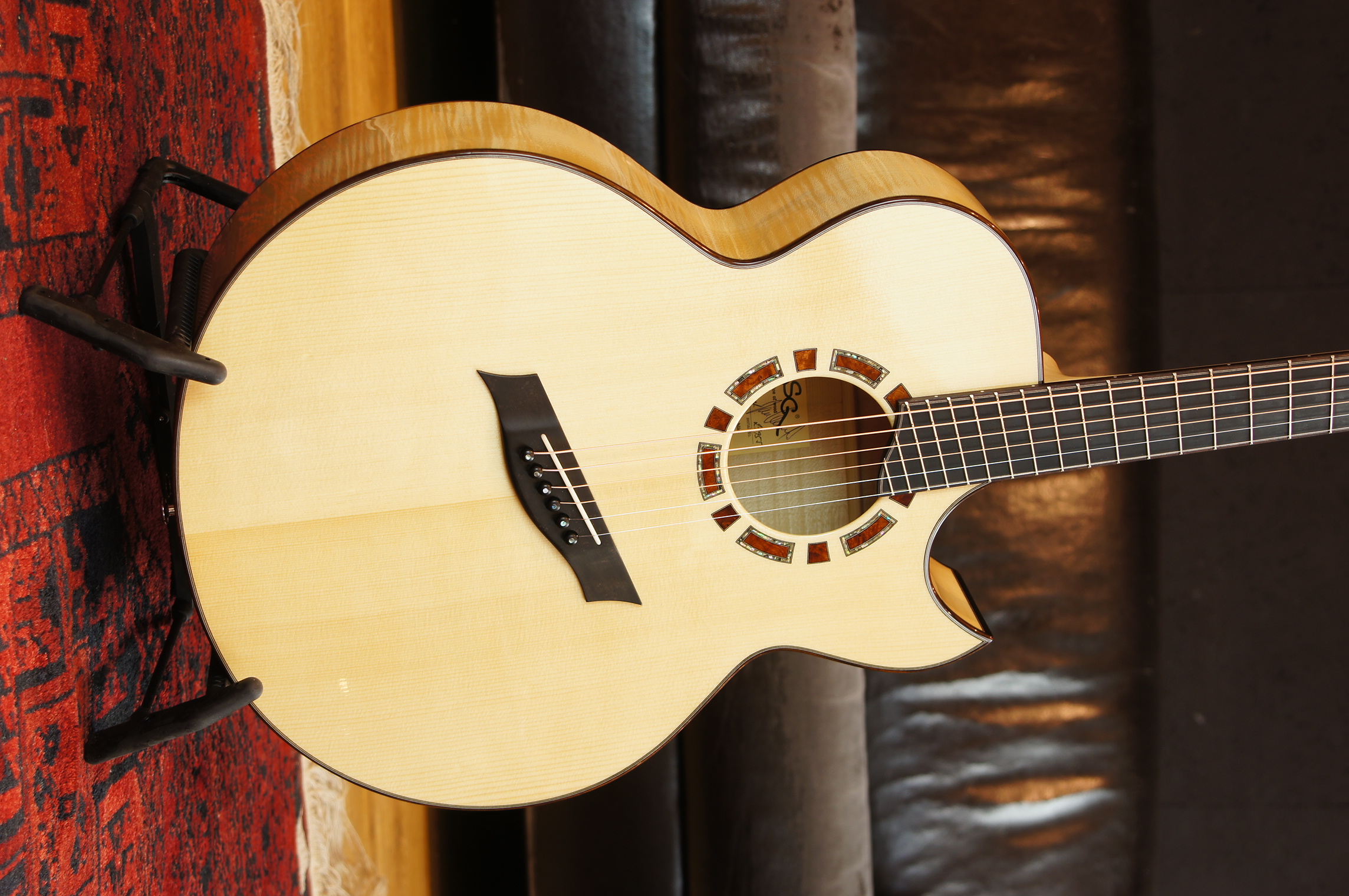 BSG GJ 16 SCF Fanfret - Ahorn / Fichte mit Tonabnehmer