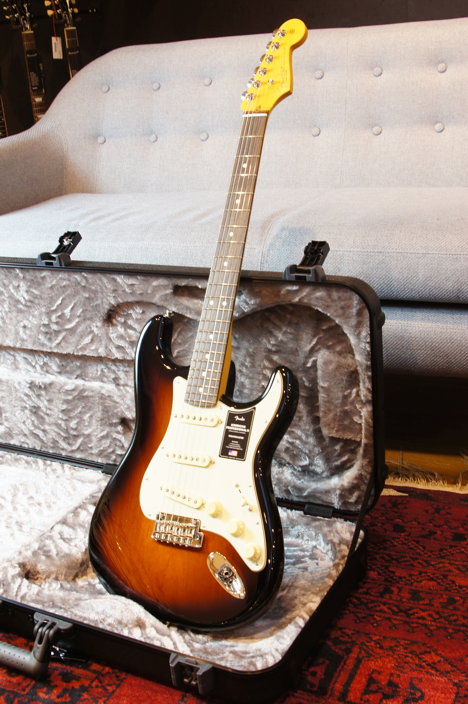 Fender American Professional II Stratocaster®, Anniversary 2-Color RW