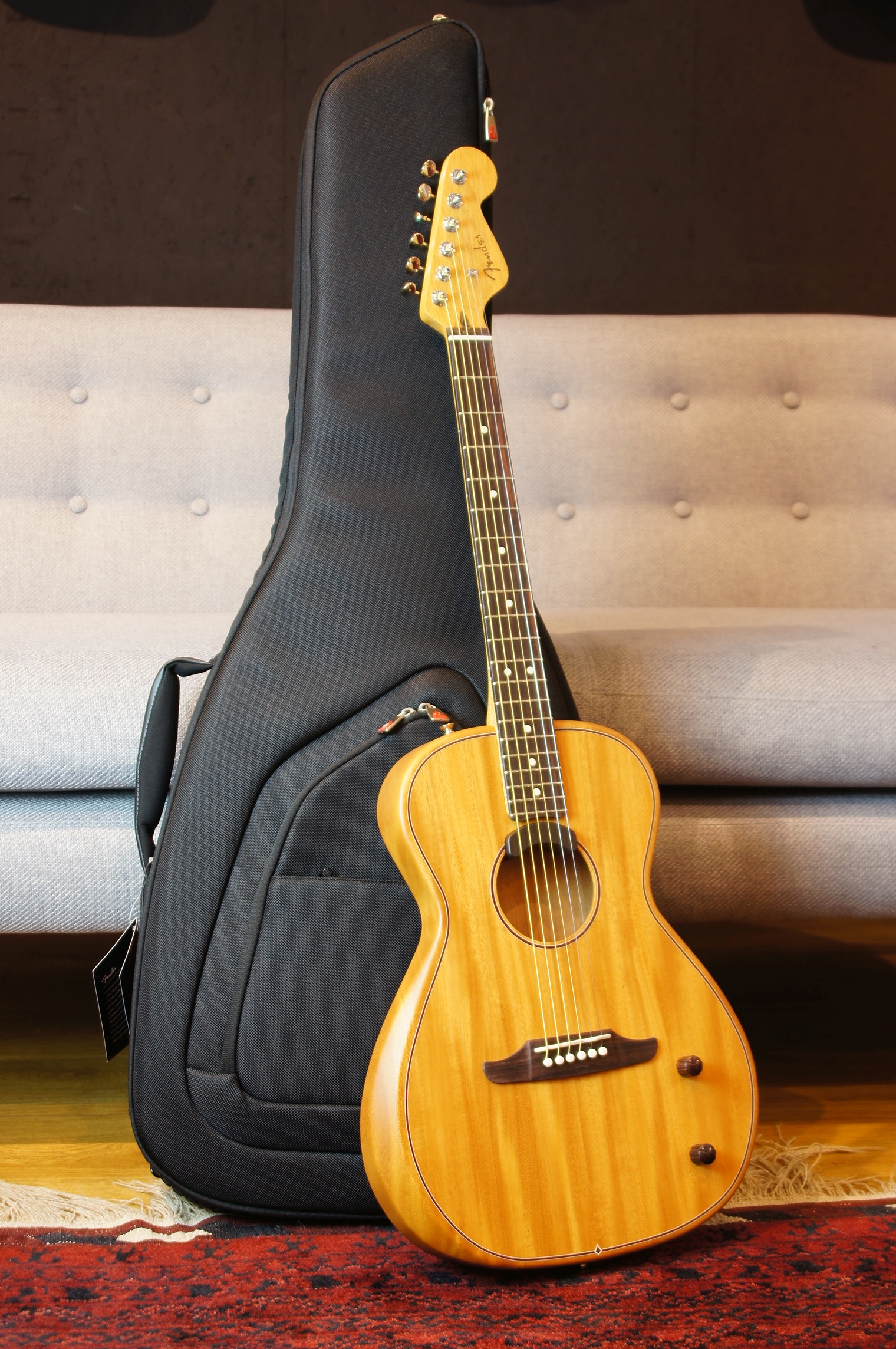 Fender Highway Series™ Parlor, Rosewood Fingerboard, All-Mahogany