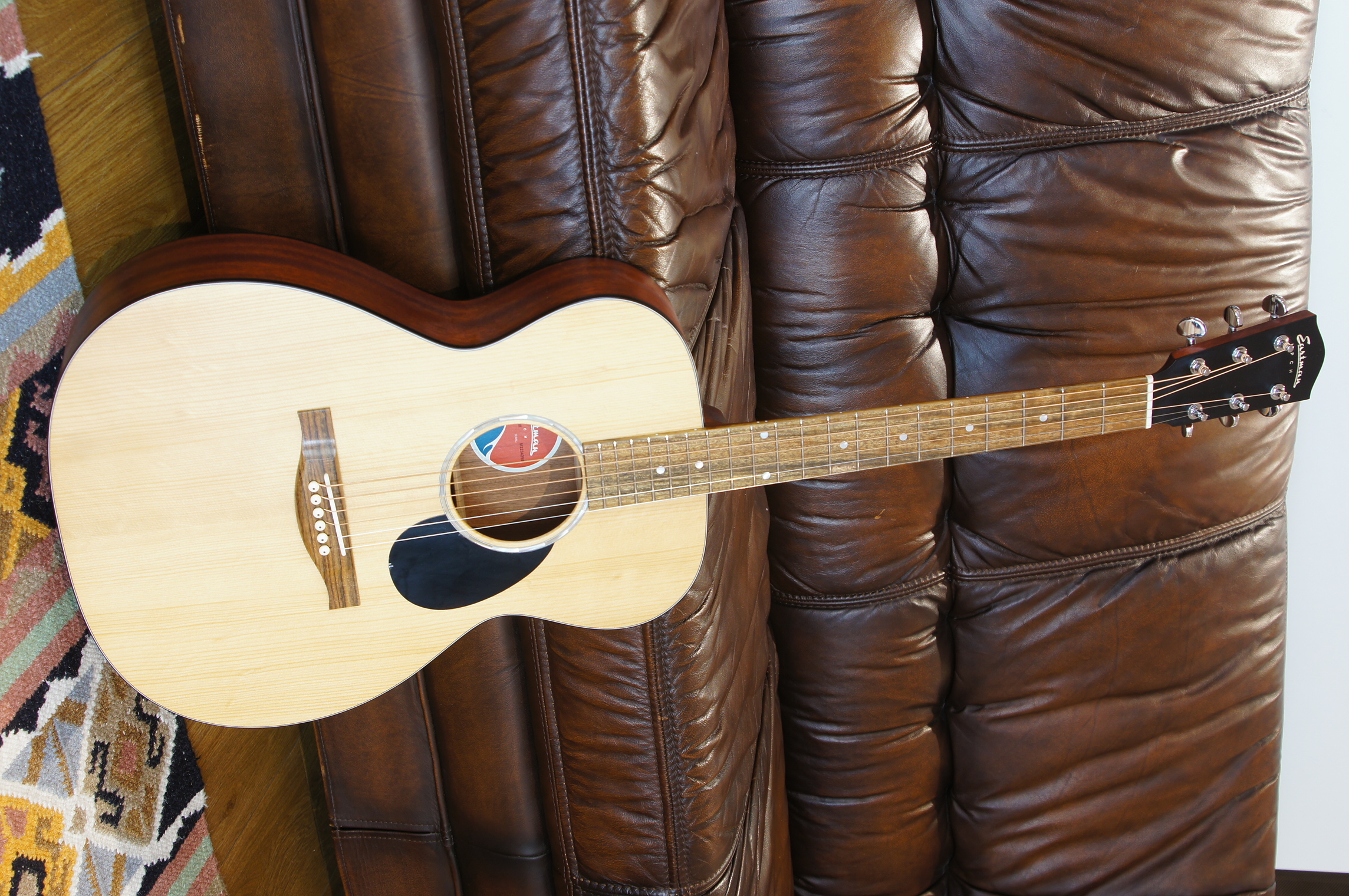 Eastman PCH1-OM natural