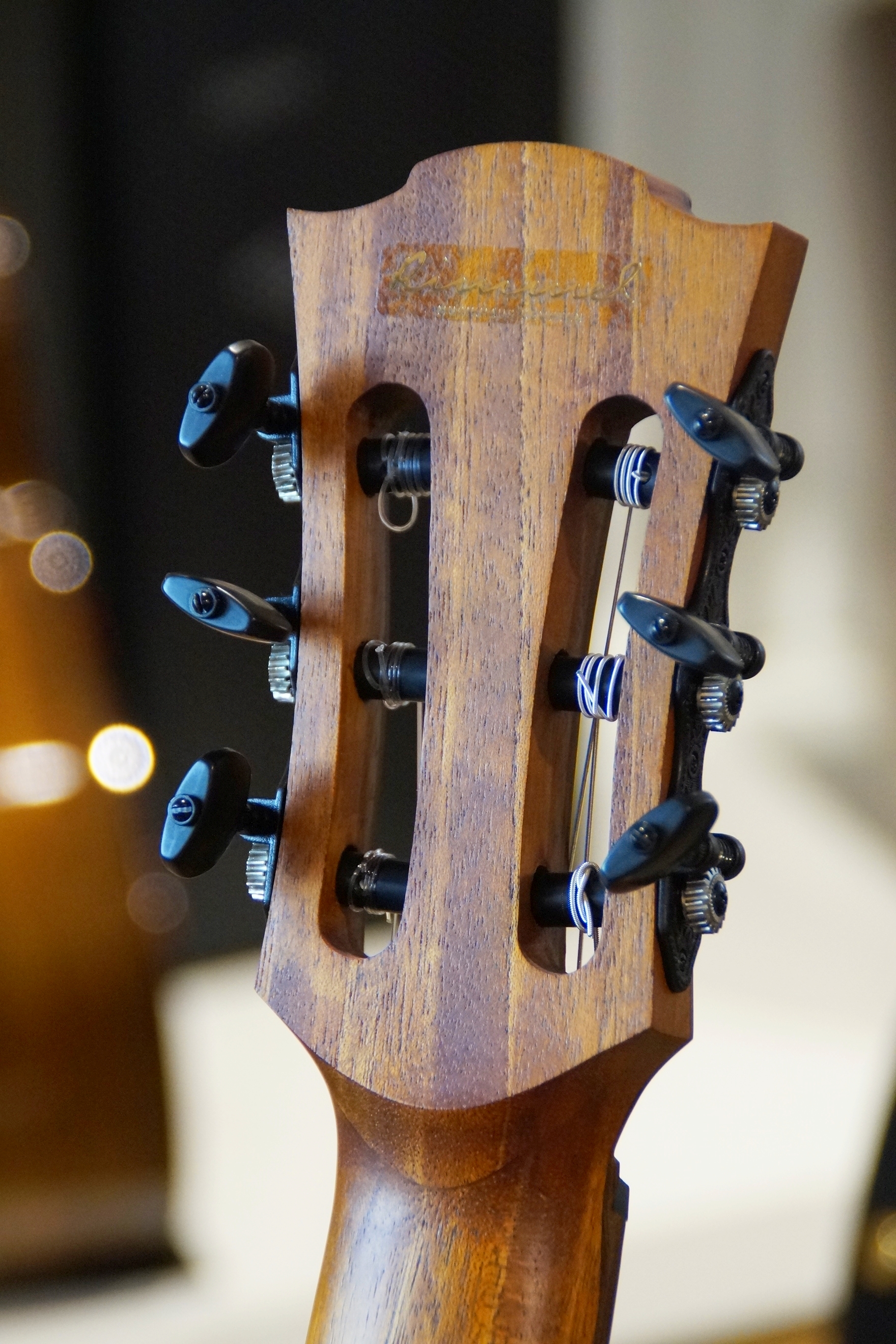 LÂG - GLA OC170CE Konzertgitarre mit Pickup