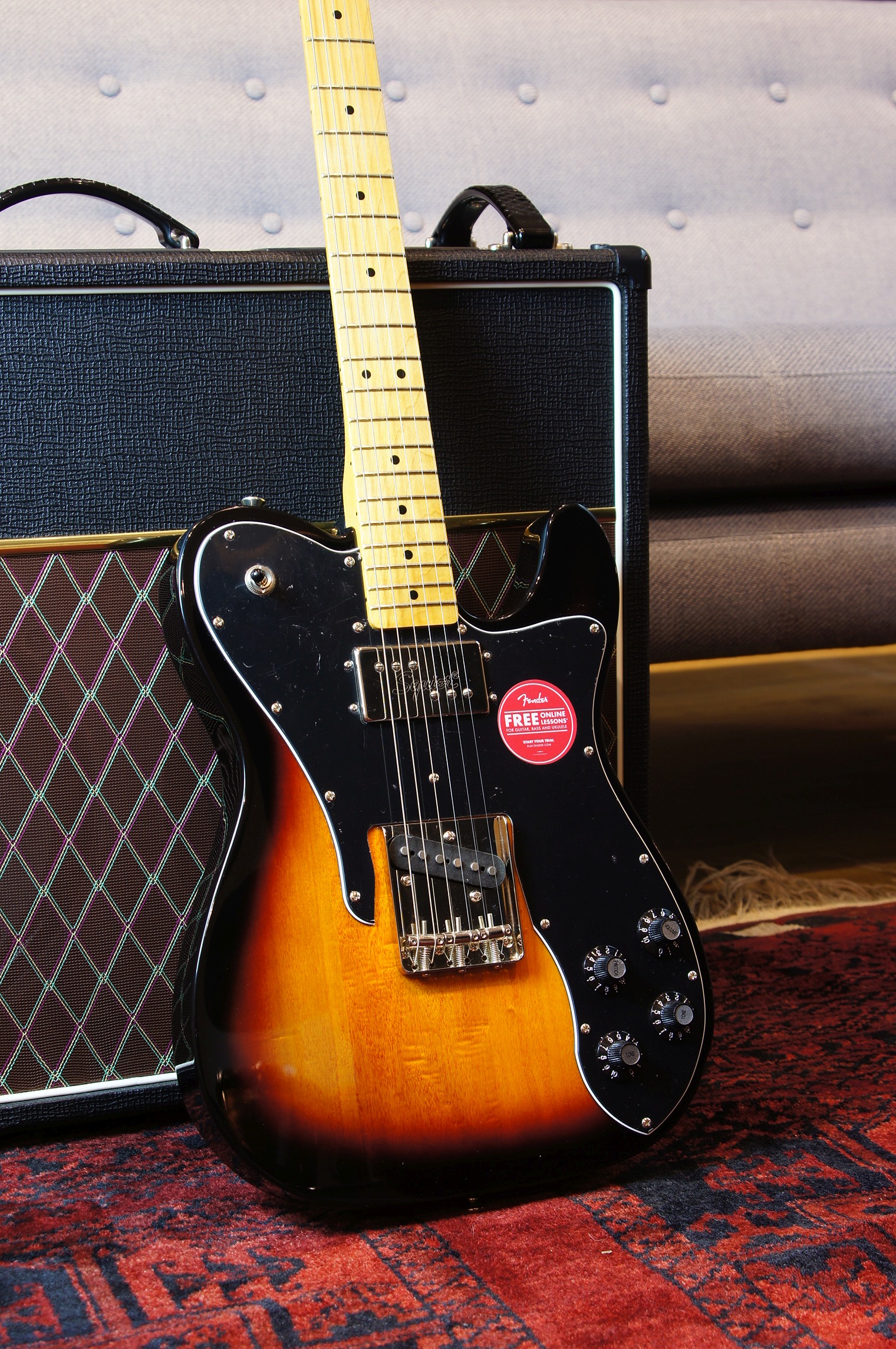 Squier Classic Vibe '70s Telecaster® Custom, Maple Fingerboard, 3-Color Sunburst