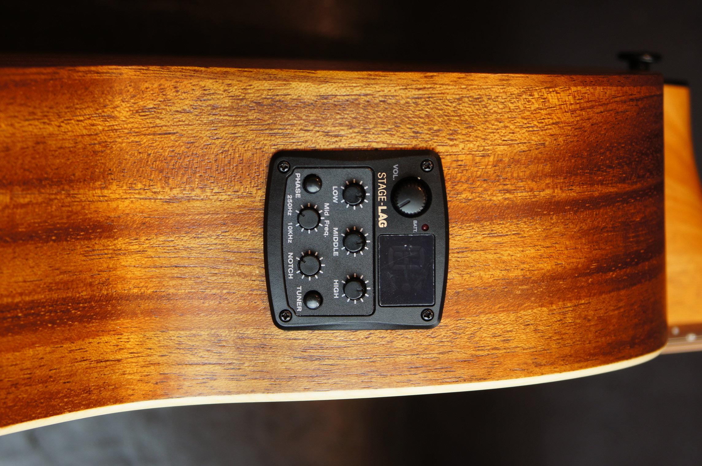 LAG Tramontane 177 Parlor, Satin, Pickup