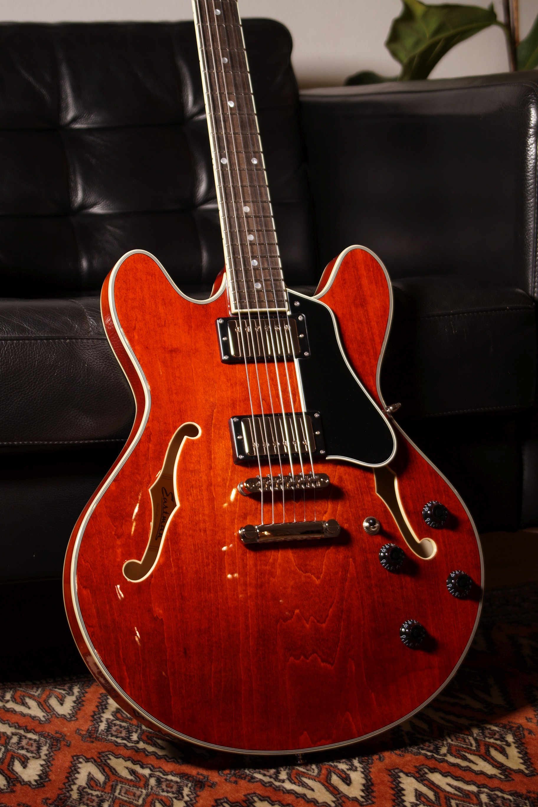 Eastman T386 Classic