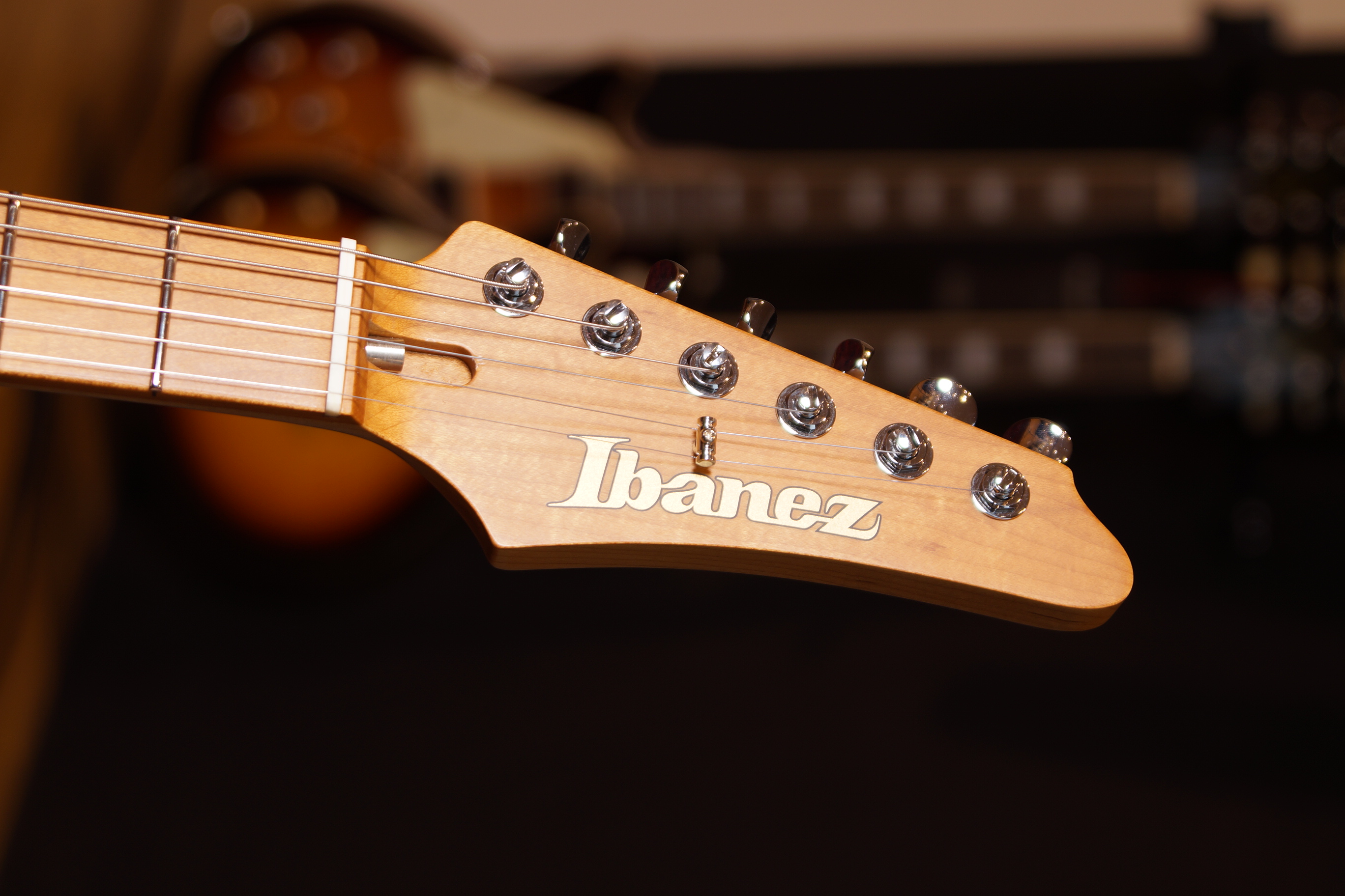 Ibanez AZS2200-BK Black B-Stock