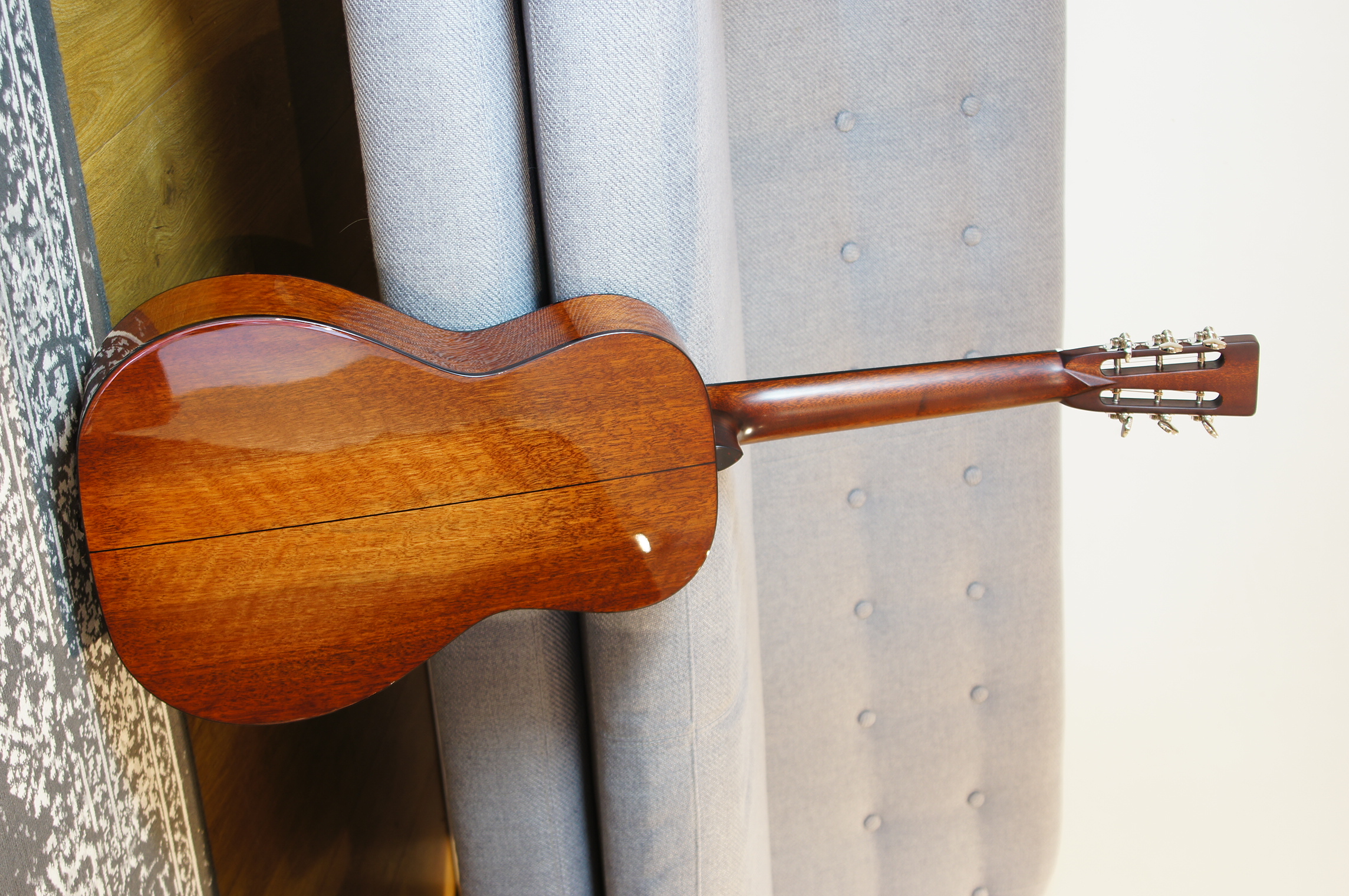 Eastman E10P-SB Parlor Sunburst