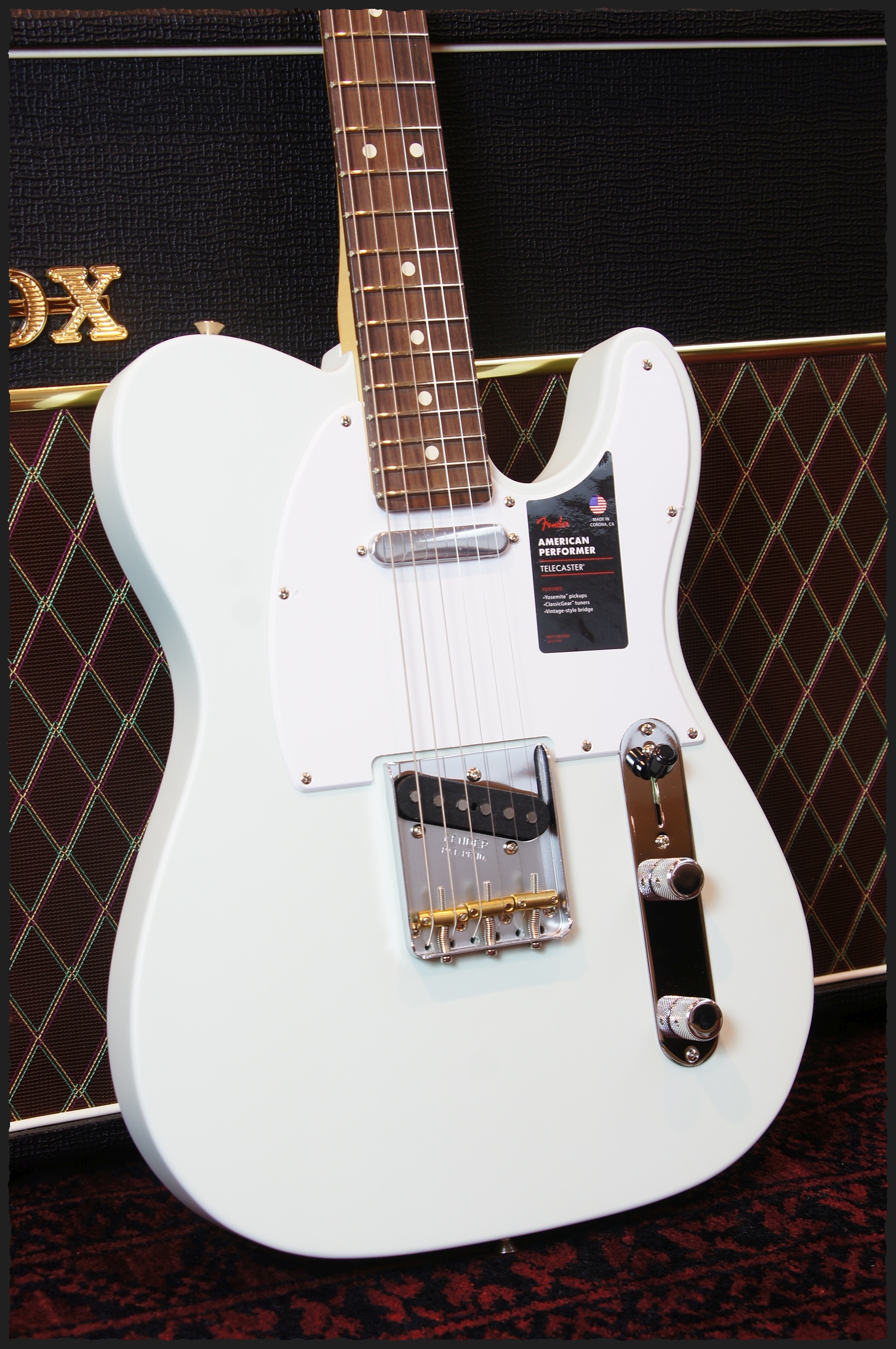 Fender  Telecaster® American Performer, Rosewood Fingerboard, Satin Sonic Blue