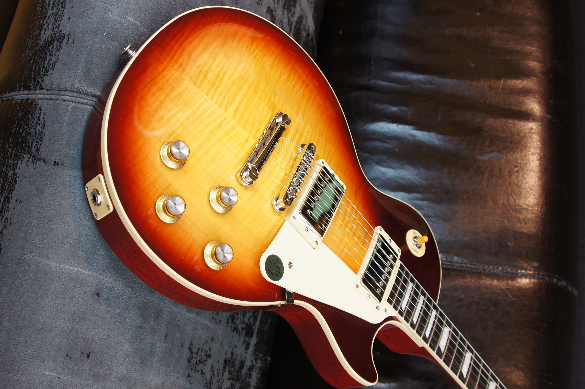 Gibson Les Paul Standard 60s Bourbon Burst Figured Top