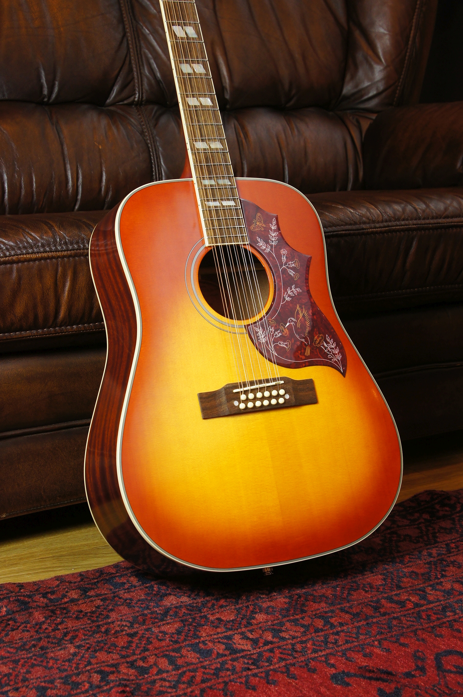 Epiphone inspired by Gibson Hummingbird 12-String Aged Cherry Sunburst Gloss vollmssiv