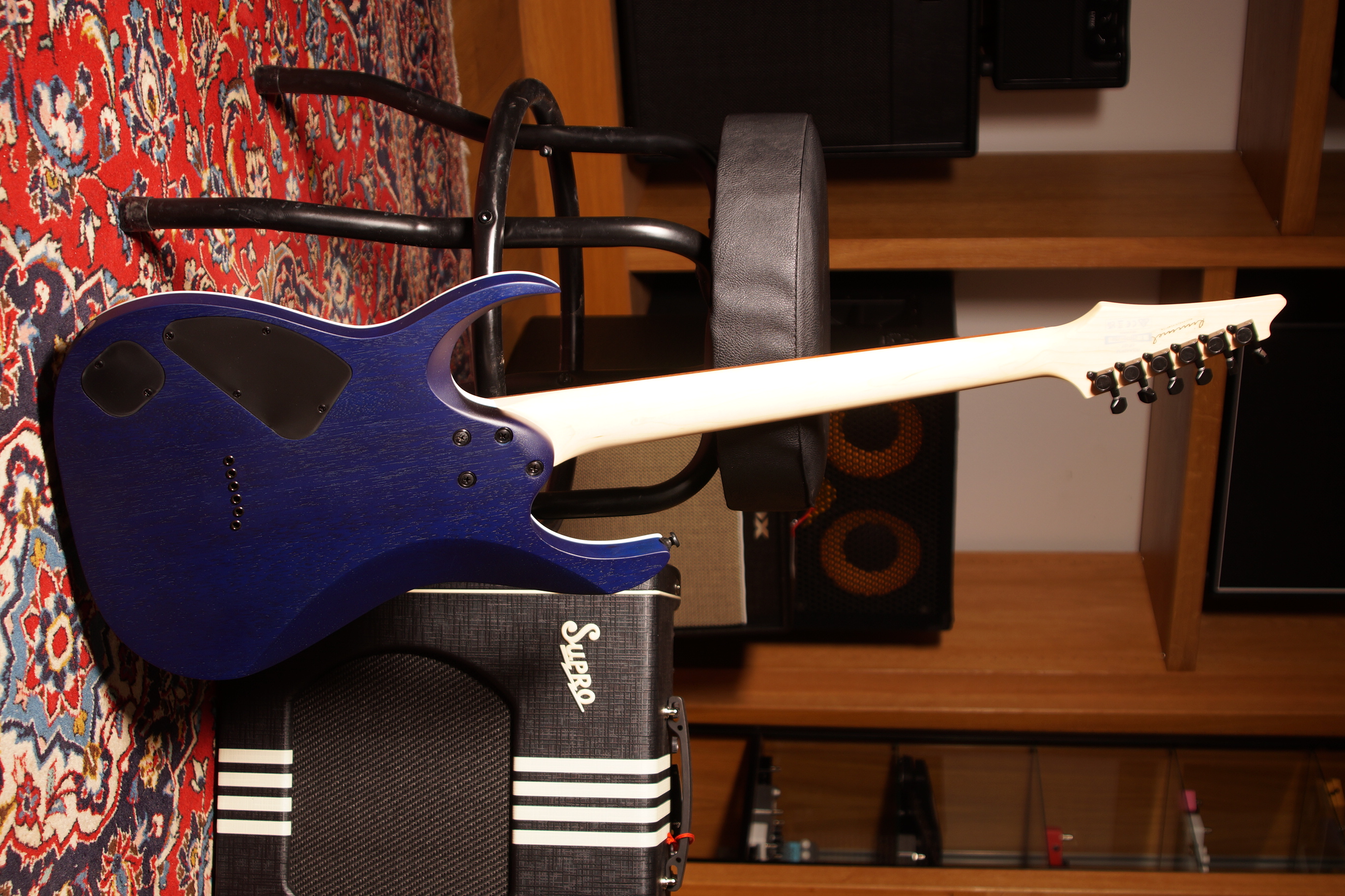 IBANEZ RGA E-Gitarre 6-String - Blue Lagoon Burst Flat