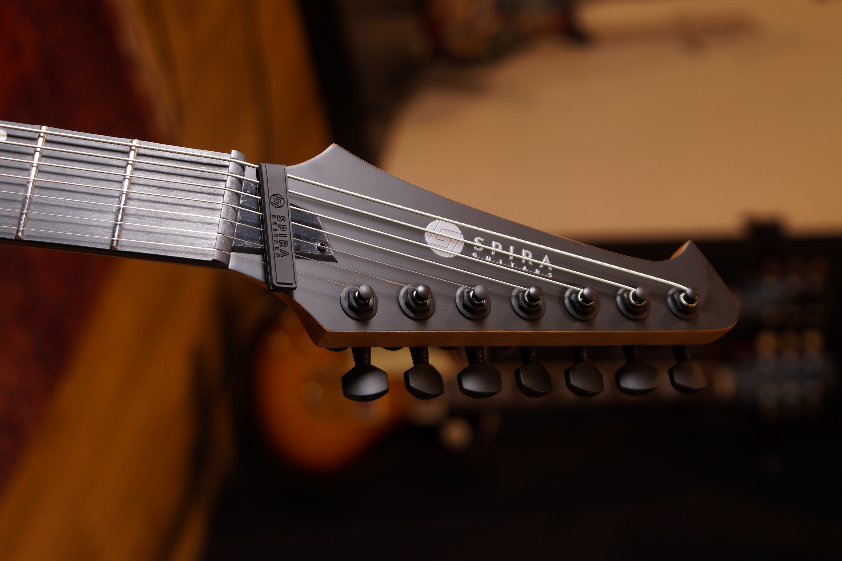 SPIRA Guitars V-407 MBK Satin Black