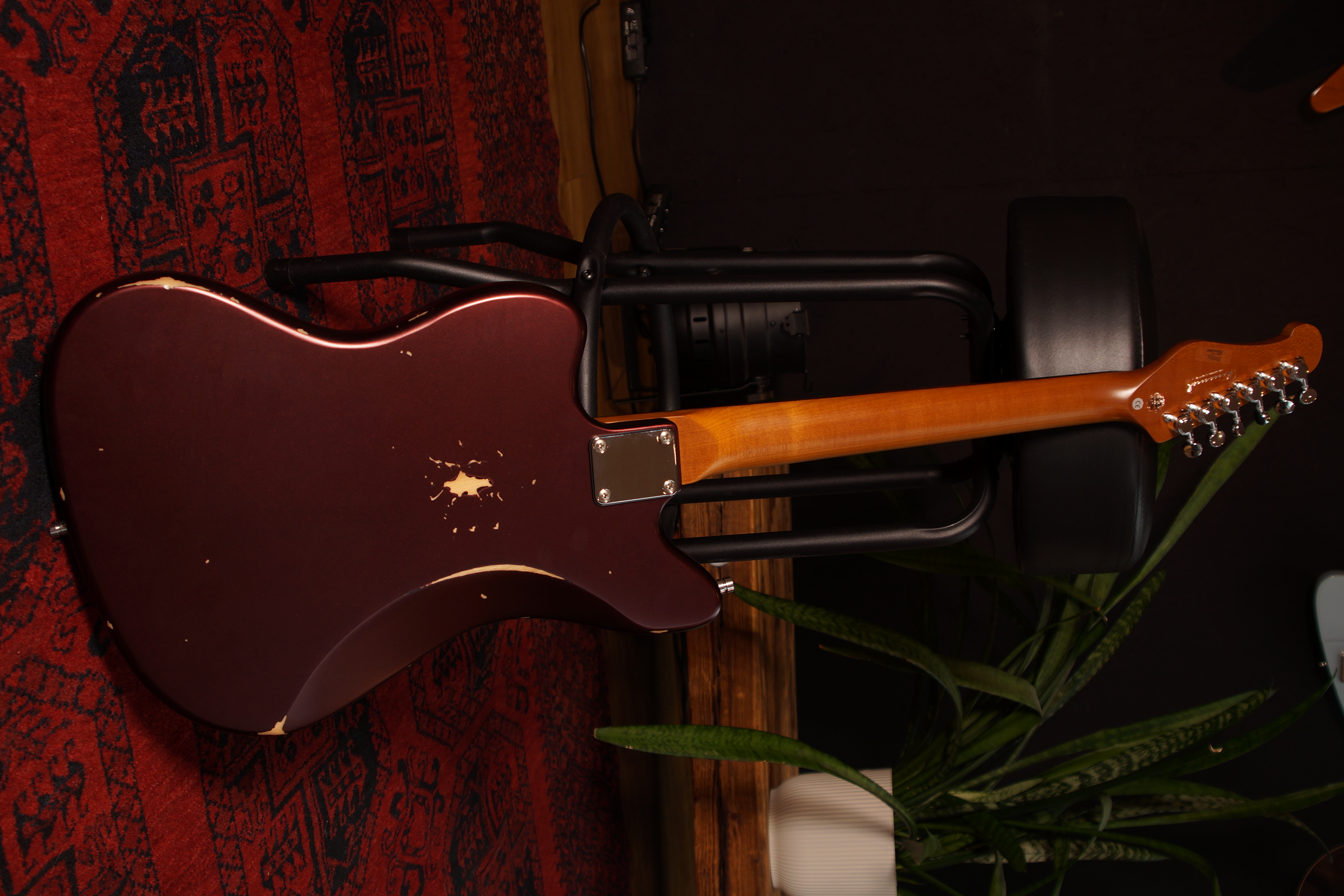 Patina Guitars PJ-6 OX B R Oxblood Relic
