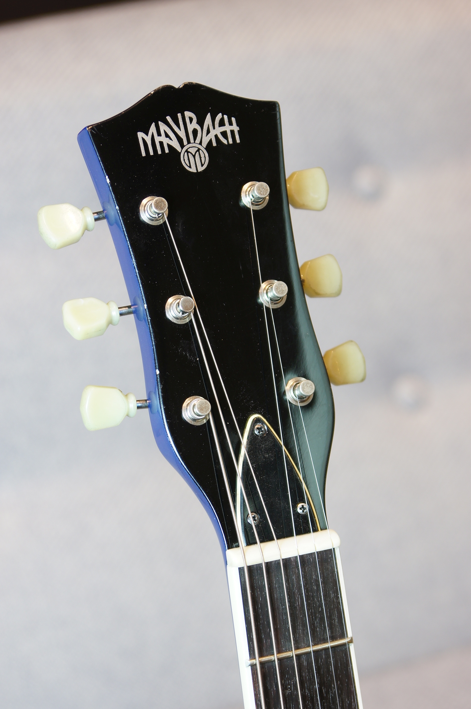 Maybach Albatroz 65-2 Pelham Blue Aged