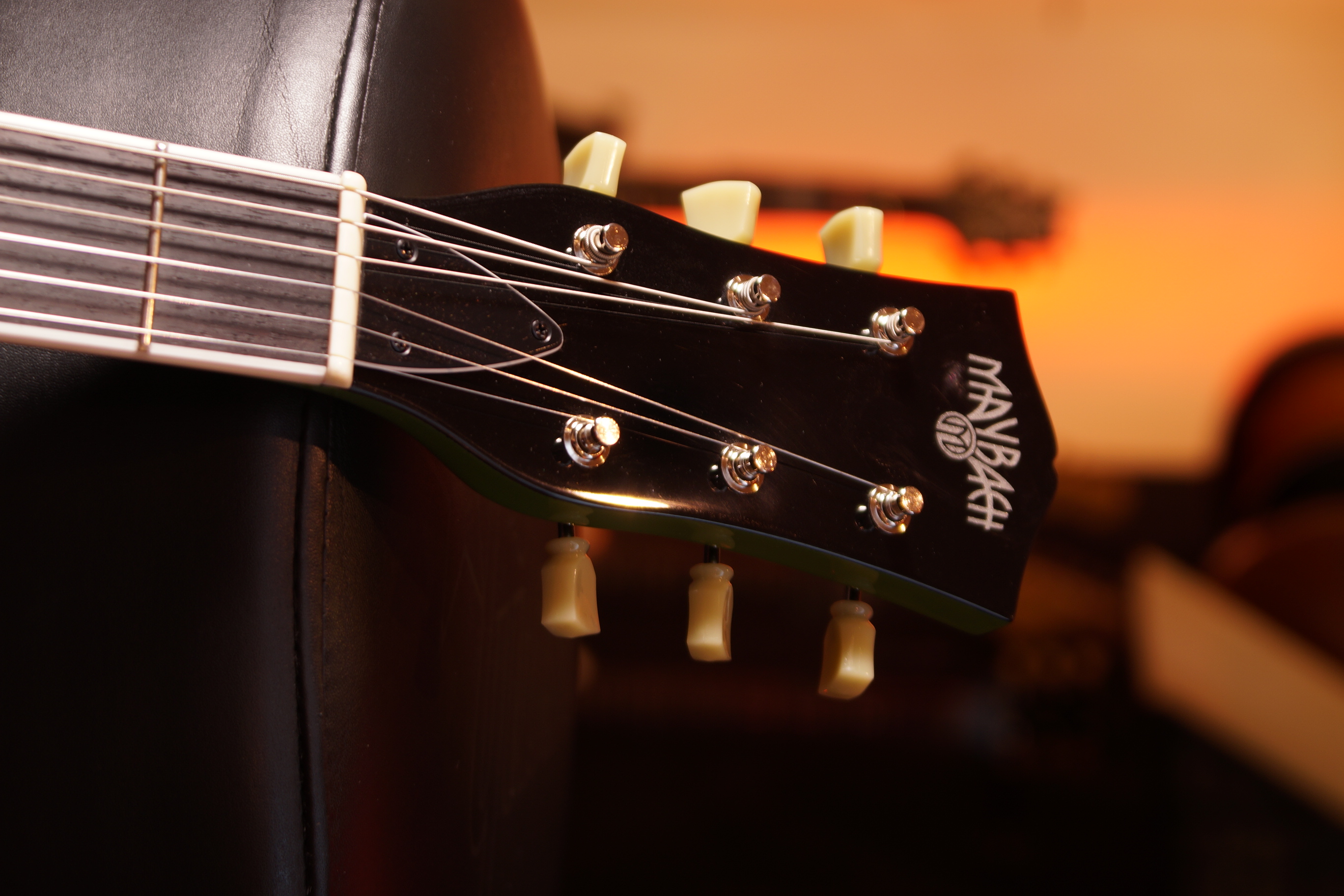 Maybach Albatroz 65-2 Olive Drop 60s Sondermodell