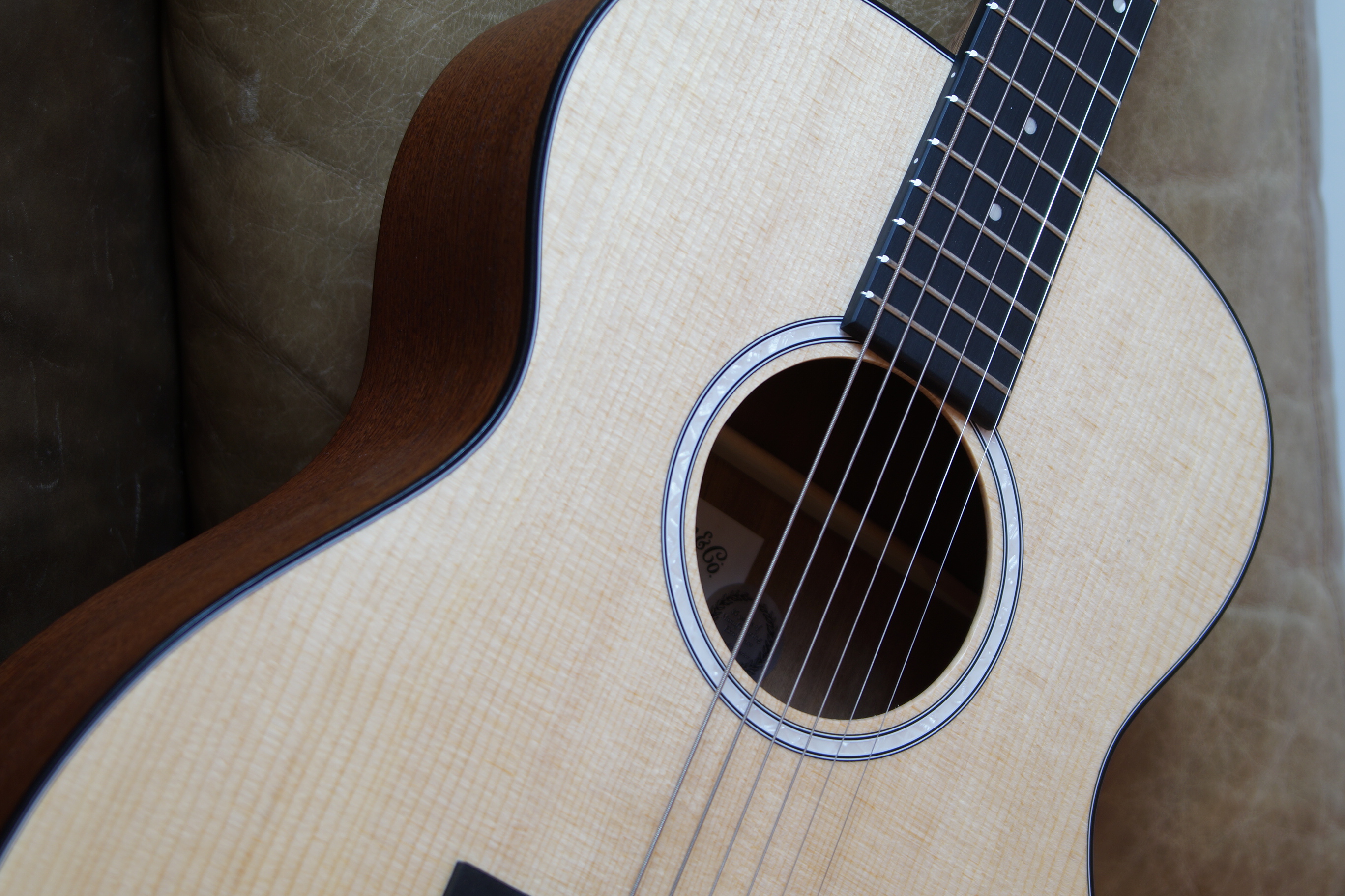 Martin 000Jr-10 mit Gigbag