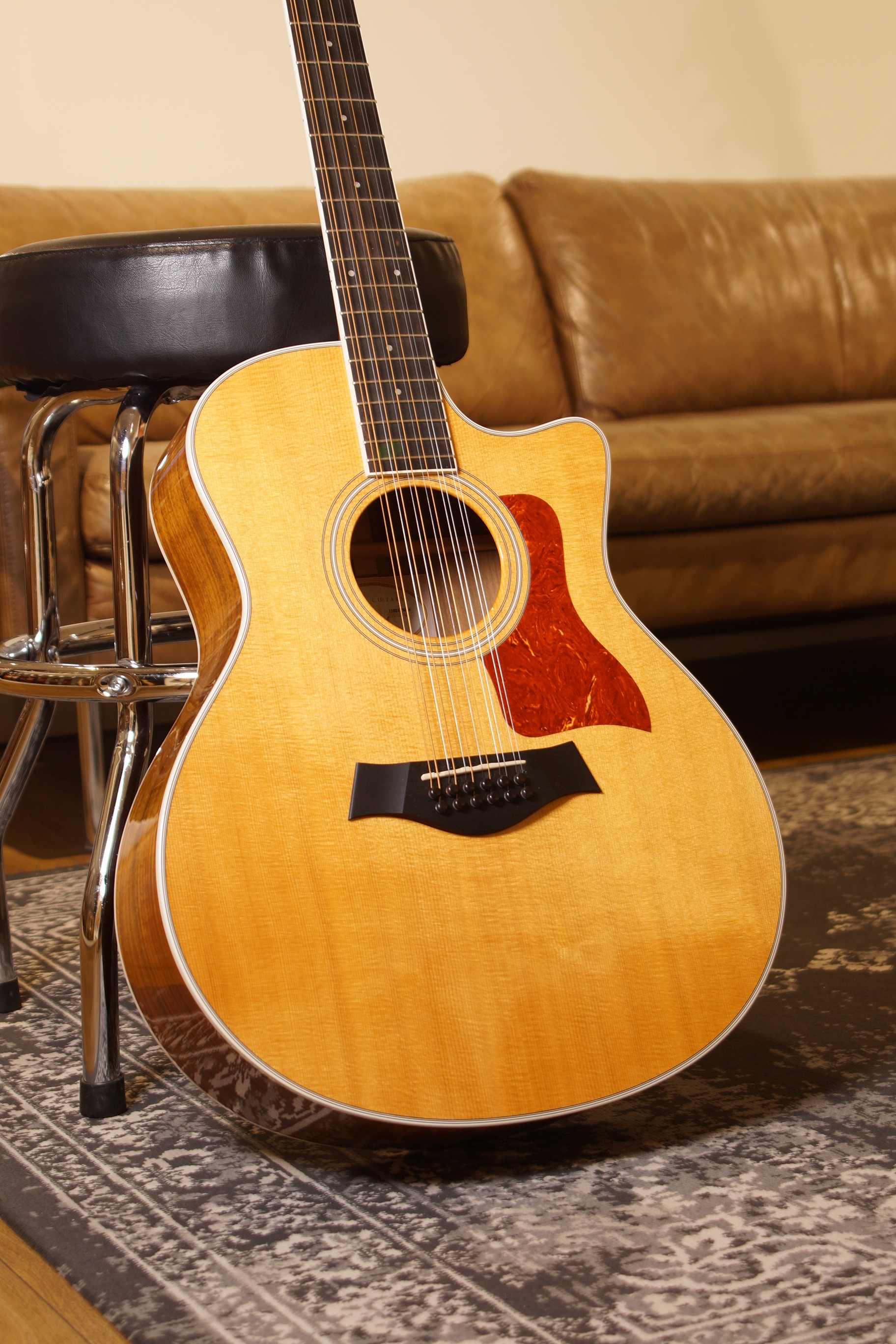 Taylor 456ce 12-String BJ 2015 gebraucht mit Koffer