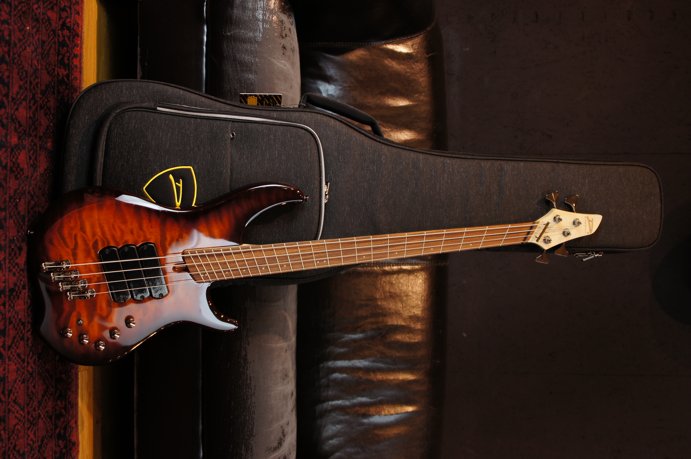 Dingwall CB3 Combustion 4-String, 3 Pickups Pau Ferro Vintage Burst