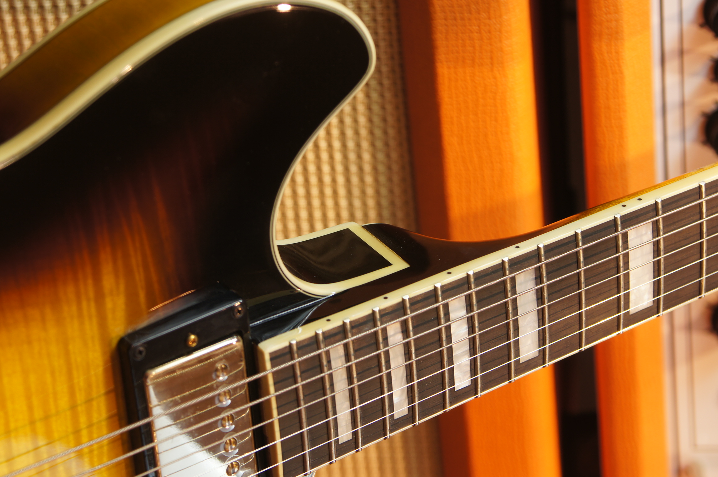 IBANEZ Artcore Express. 6-Str Antique Yellow Sunburst