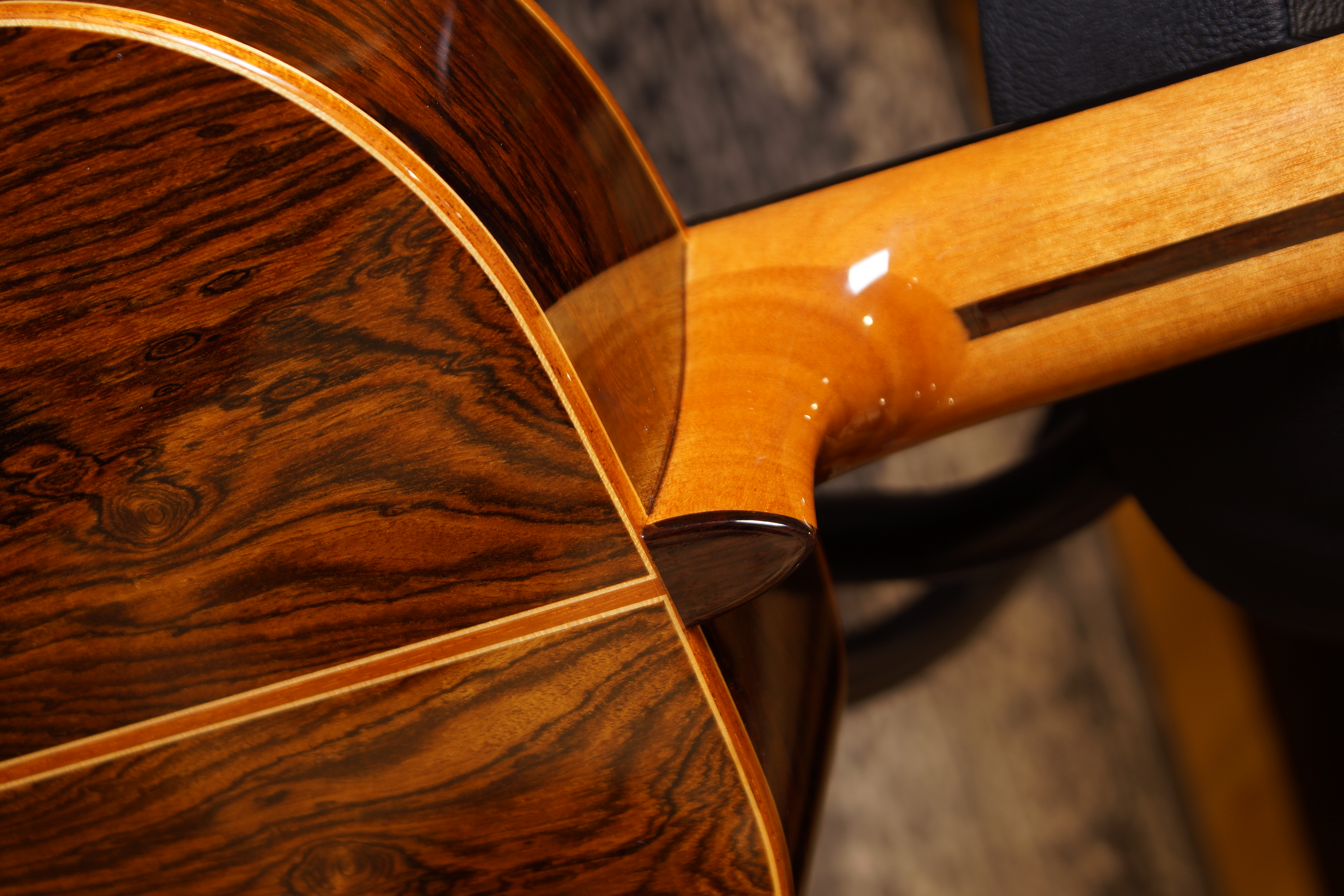 Duke Student BT - Bocote/Thermofichte