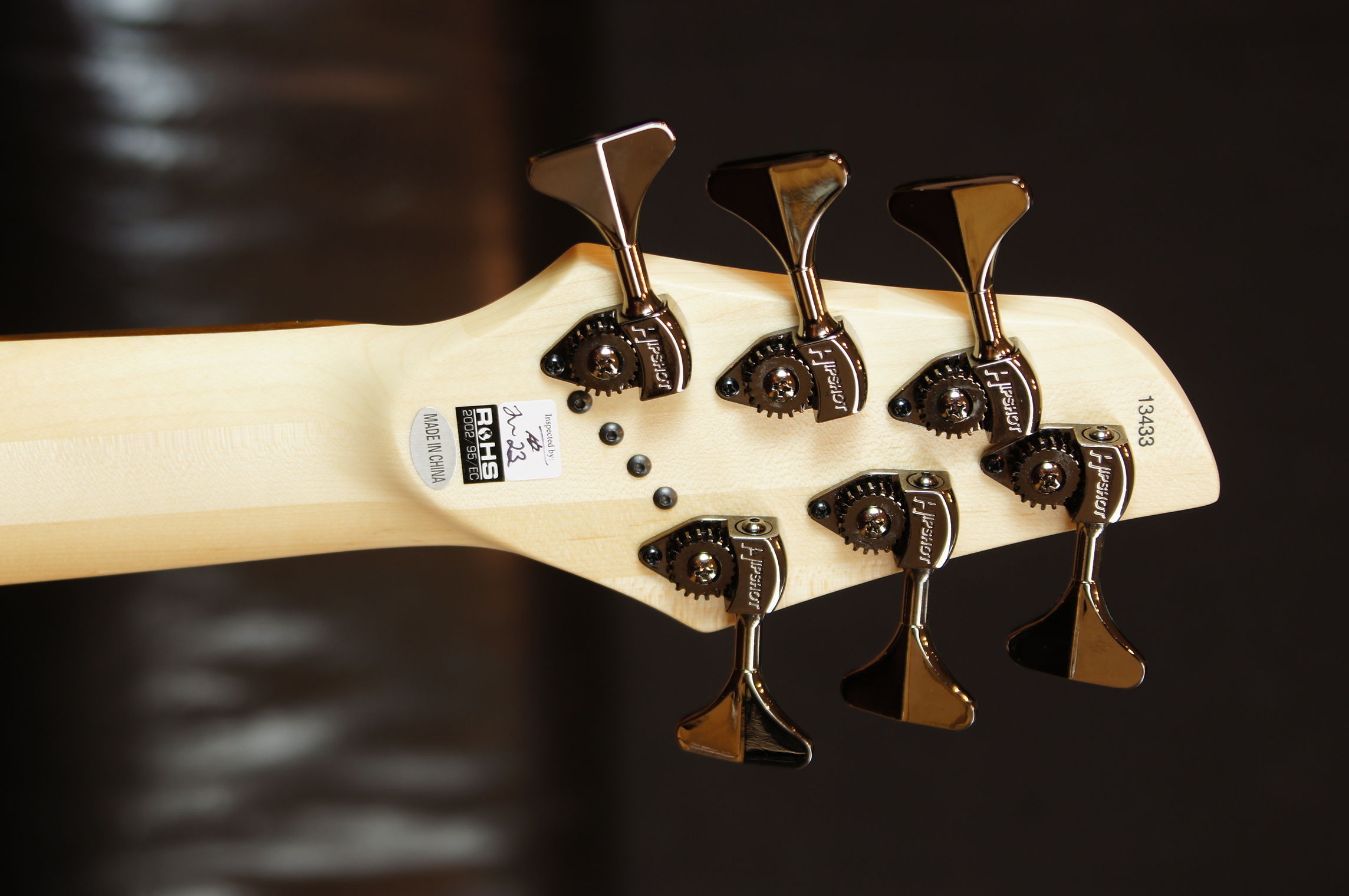 Dingwall CB3 Combustion 6-String 3 Pickups Pau Ferro Black Burst