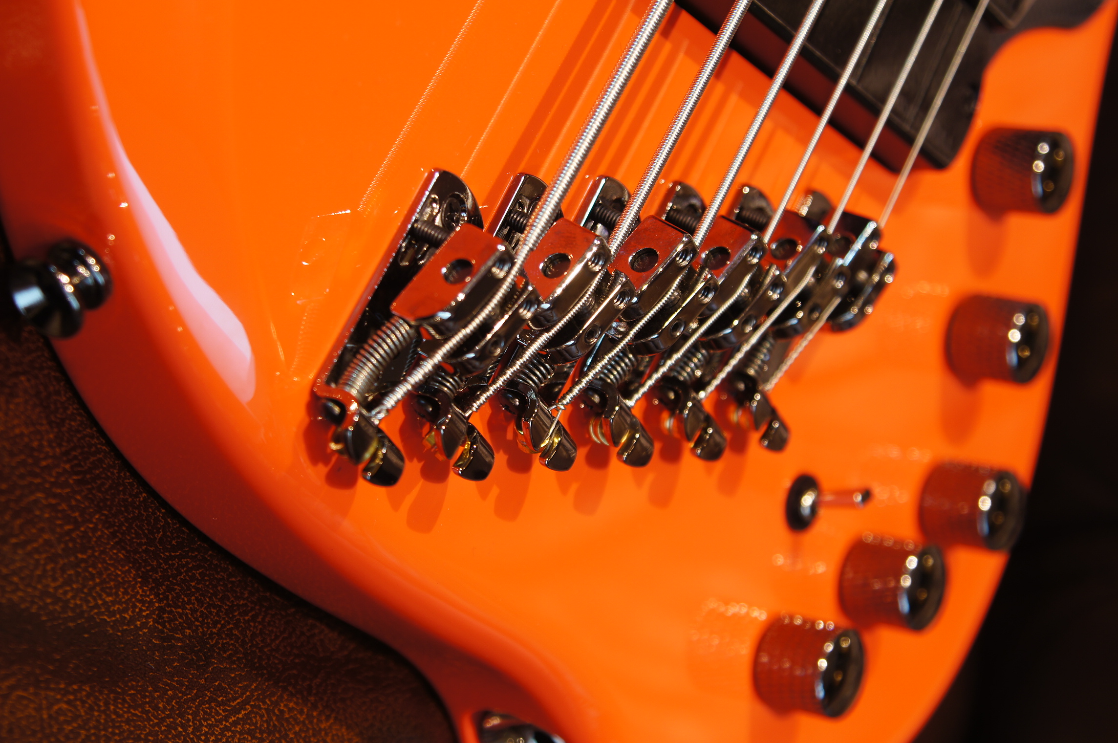 Dingwall NG3 "Nolly" Signature 6-String Fiest Red