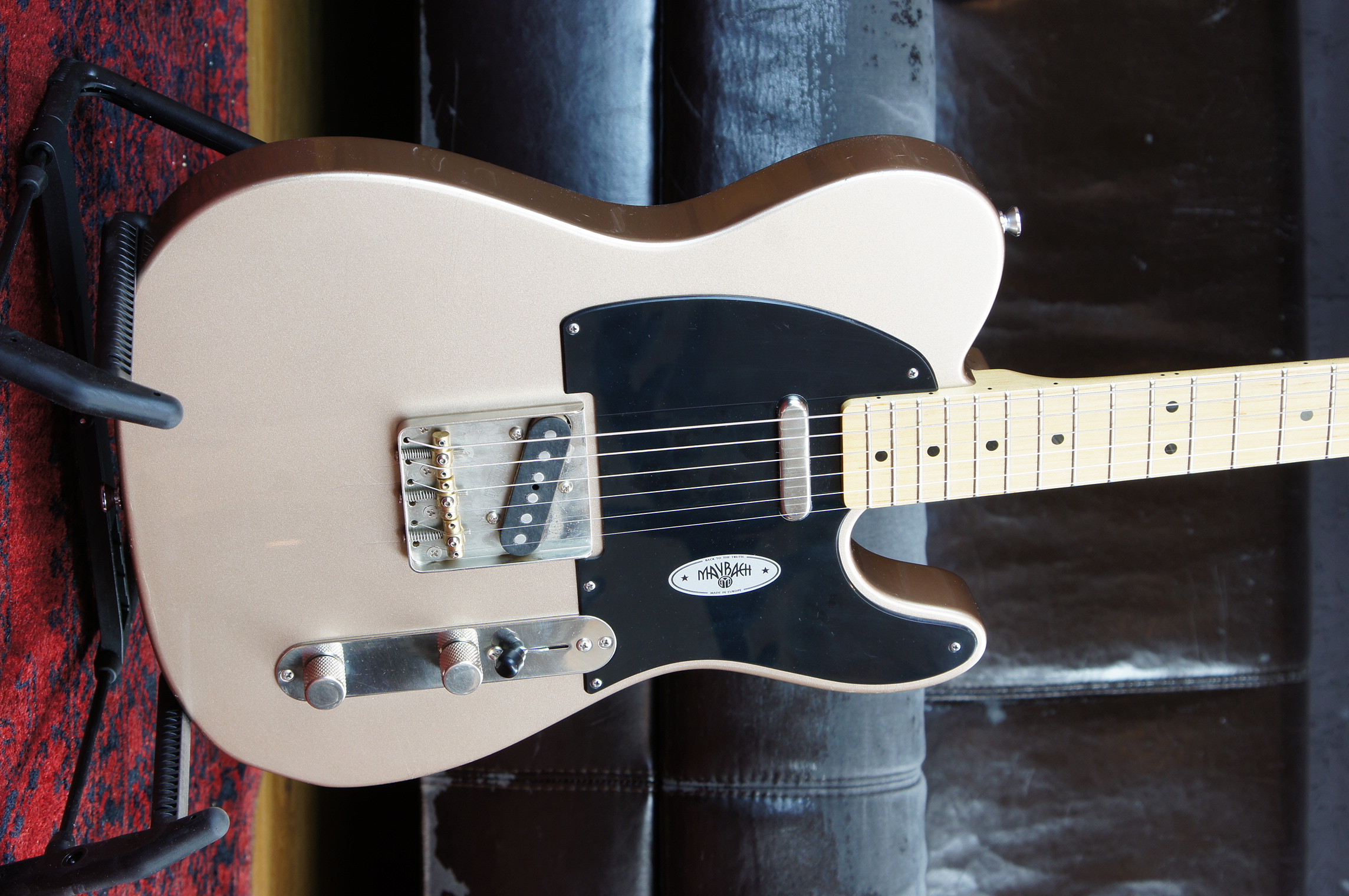 Maybach Texonian T54 Shoreline Gold aged